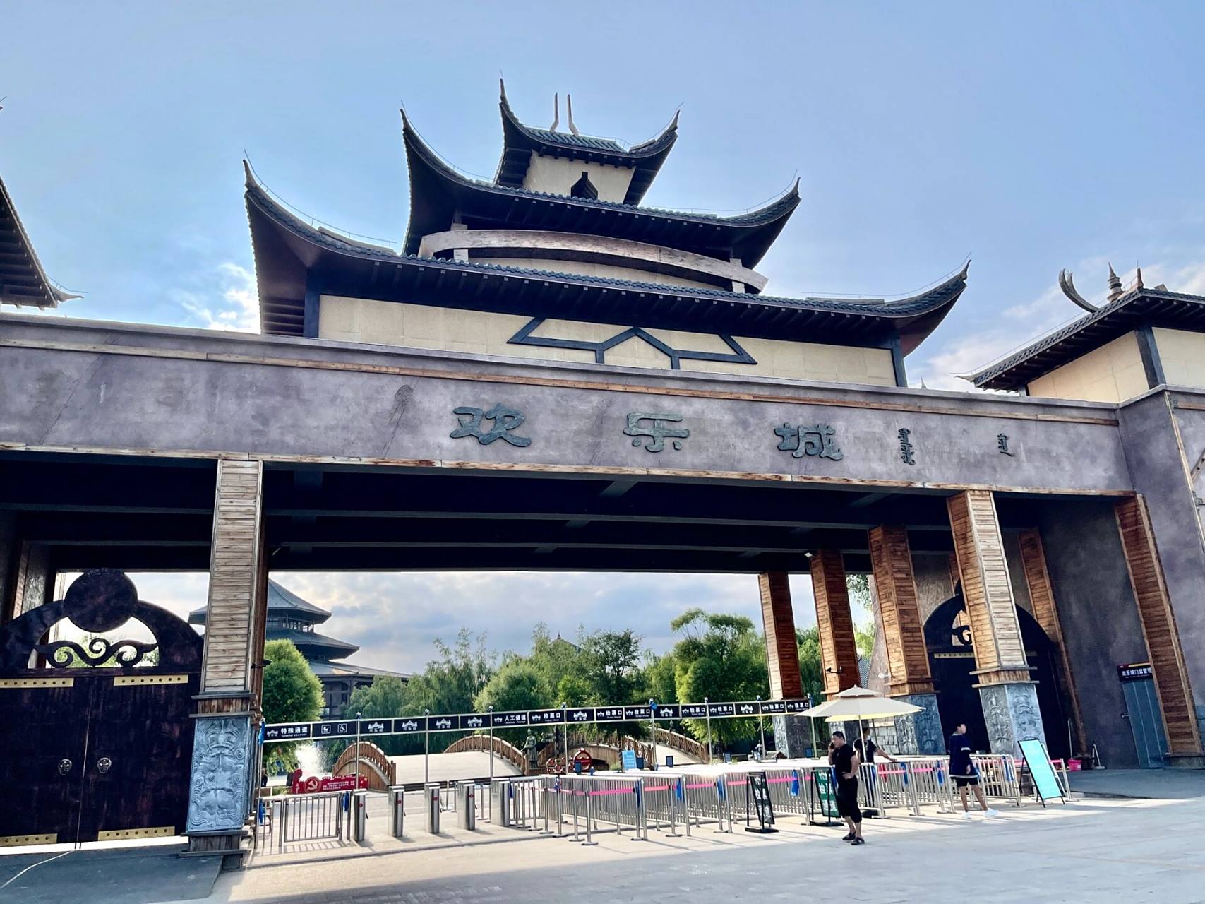 鼓了很大勇气,还是打算带娃去蒙古王城探探路!