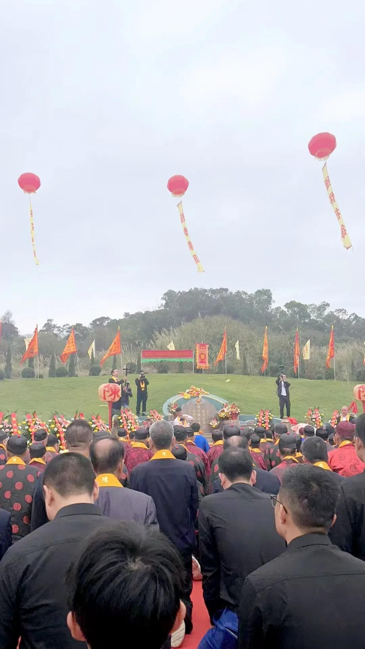 每年清明节前后,普宁市占陇镇桥柱乡祭祖相当隆重.