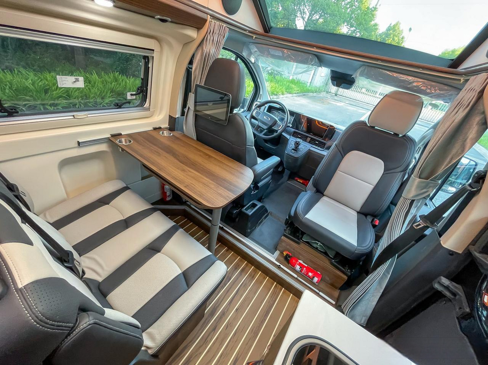 星光嘉旅b型房车,家用旅居商务,不再闲置 基于福特新款v362打造,2
