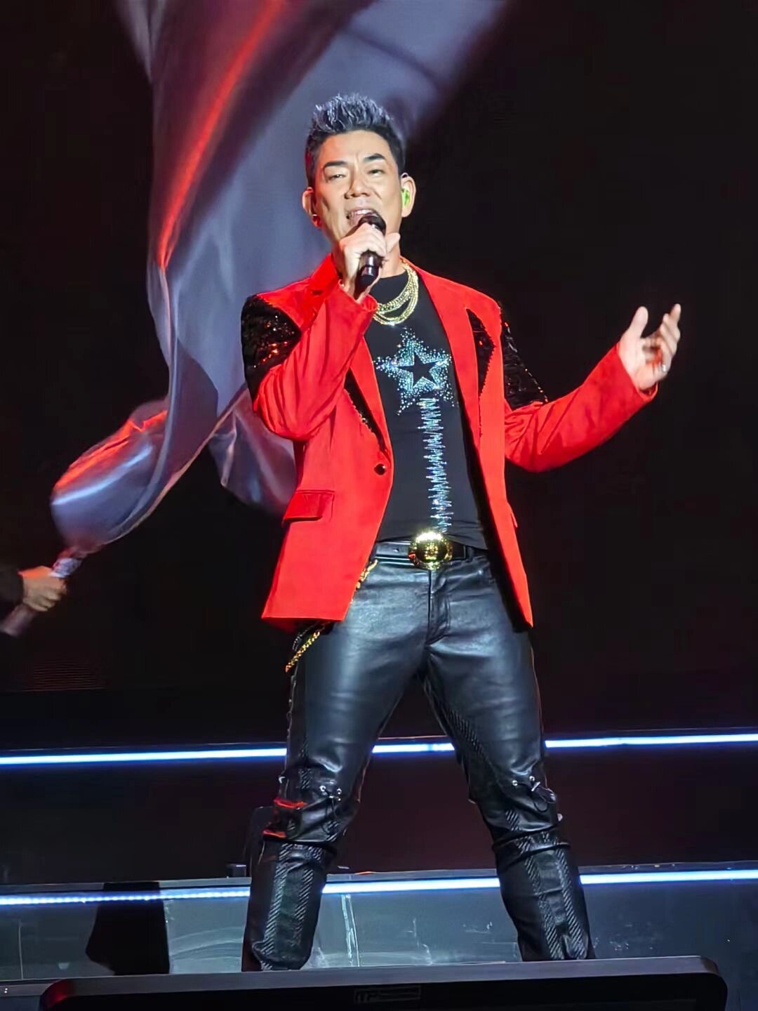 任贤齐南昌演唱会高清照