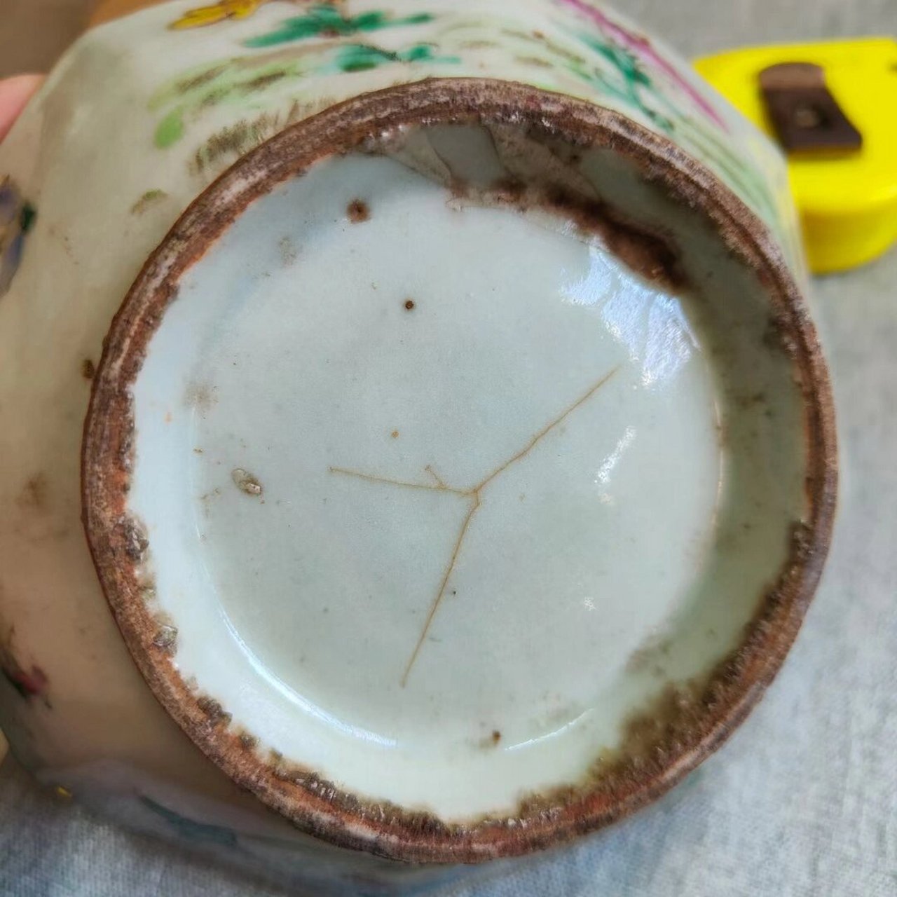 清代粉彩八角碗,冲线瑕疵,150包邮