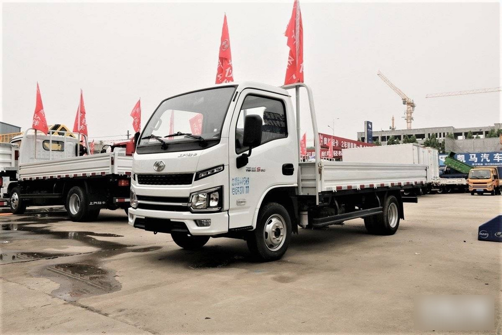 上汽跃进福运s80 一款超性价比柴油小卡 合规装2.