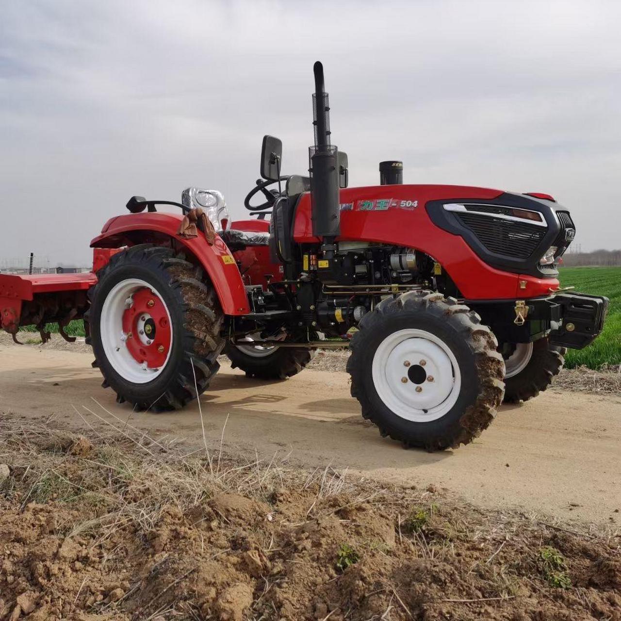 力王504拖拉机,前后配重,配备一汽解放锡柴发动机,液压助力转向,8 2档