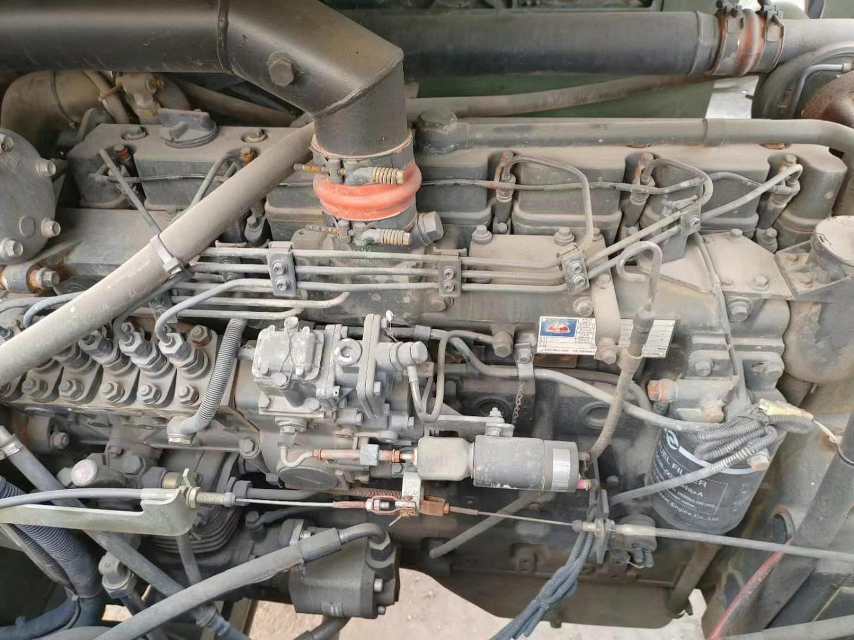 最新到位纯新徐工25kj吨吊车,4节伸缩臂,带副杆,液压系统完美,各项