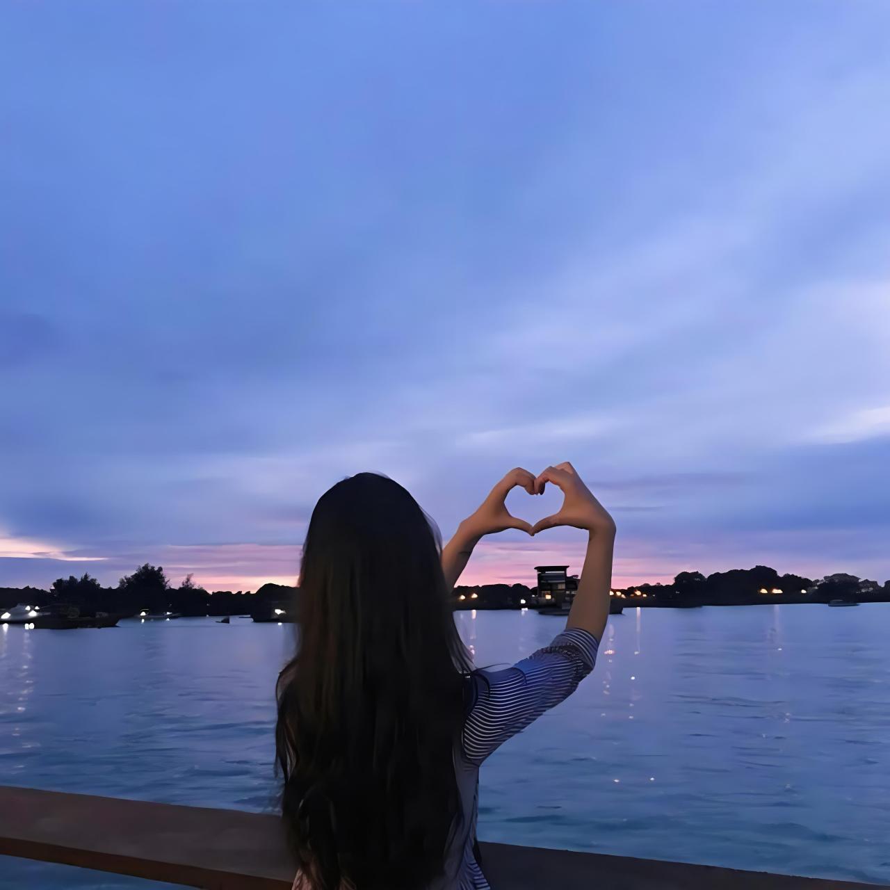 女人背影图片唯美 98哇塞!