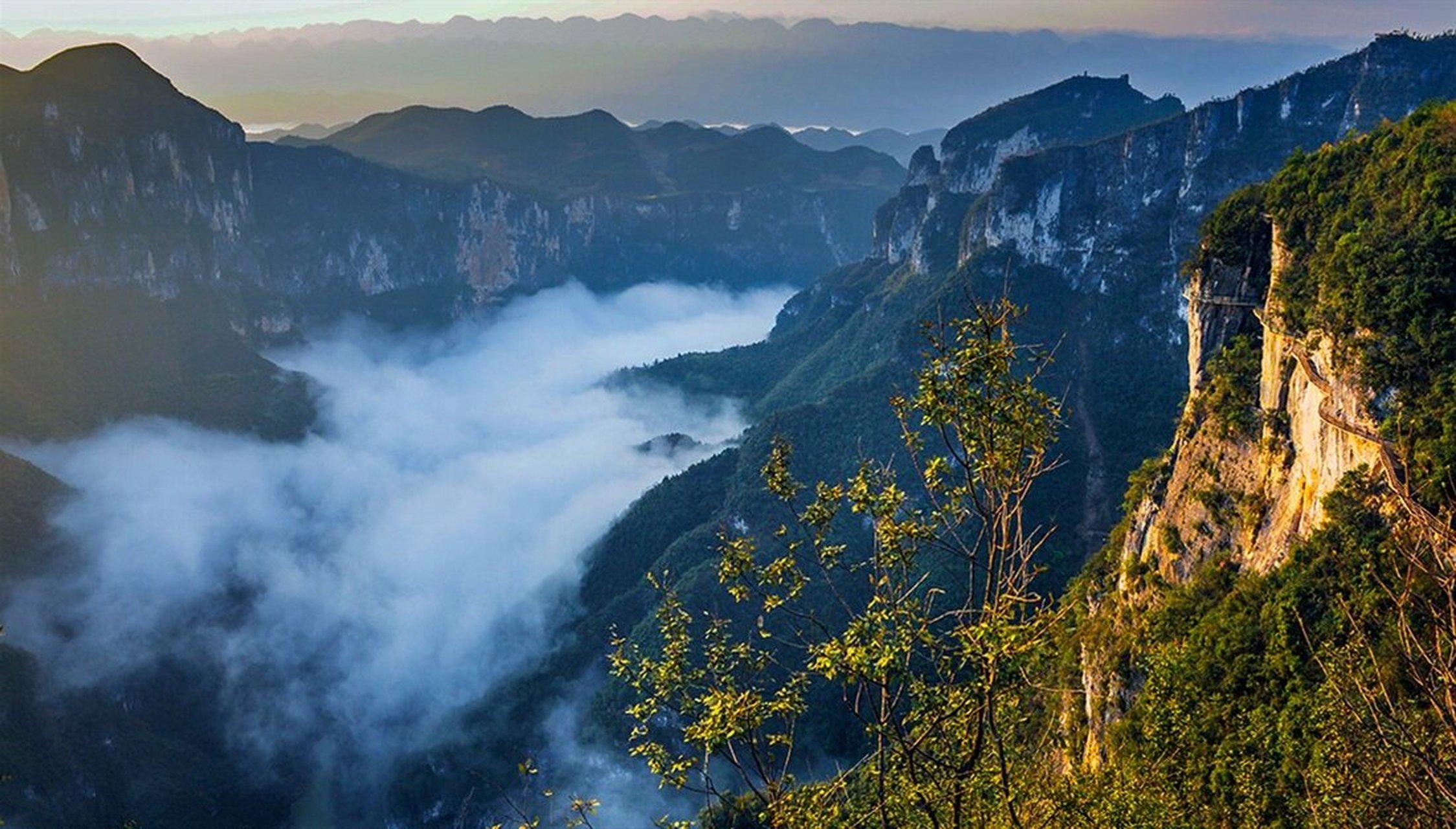 来云阳龙缸!体验大自然的鬼斧神工!