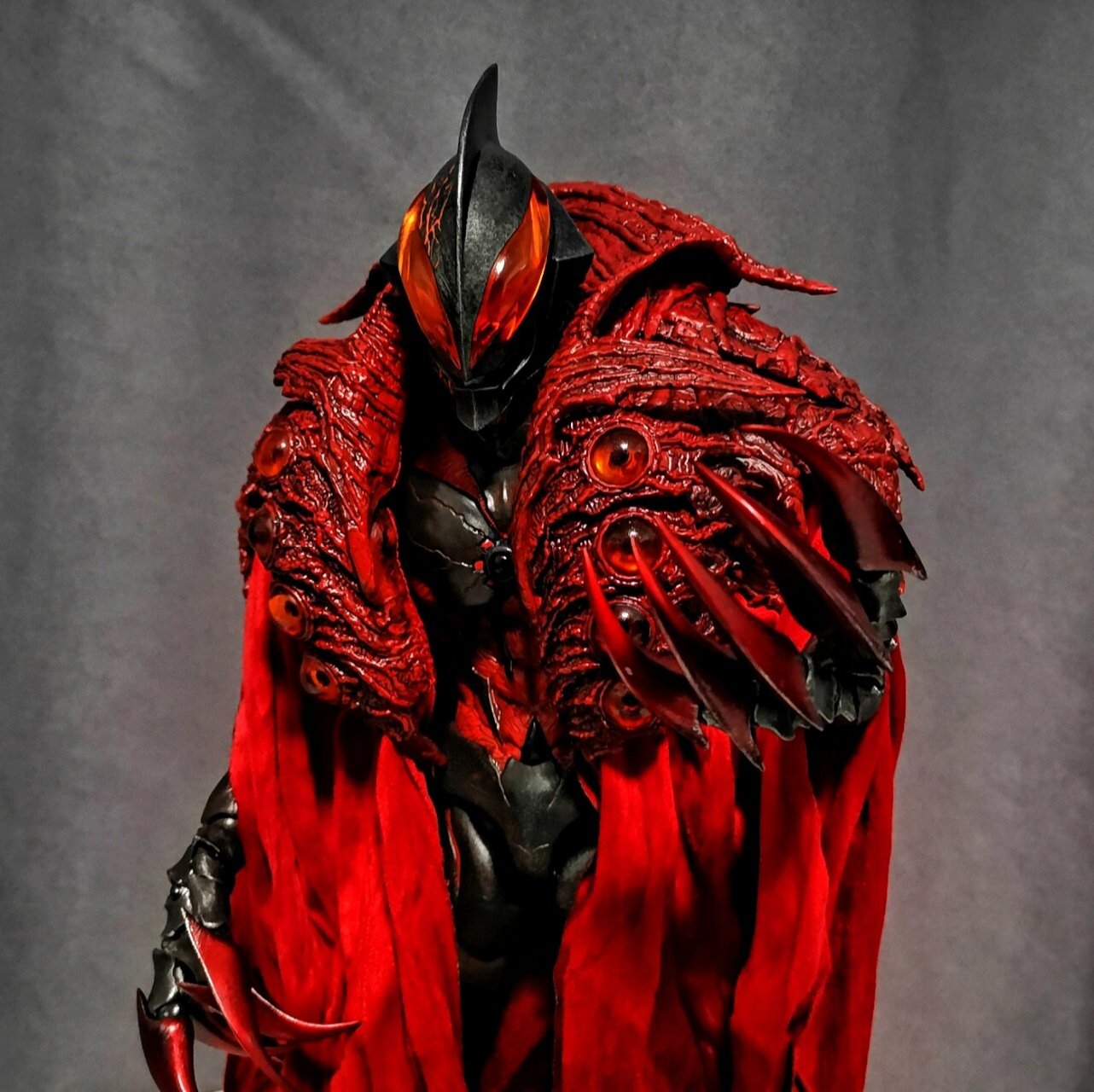 "最恶"奥特曼贝利亚 threezero x 大山龙制作 贝利亚黑暗 生化 红黑