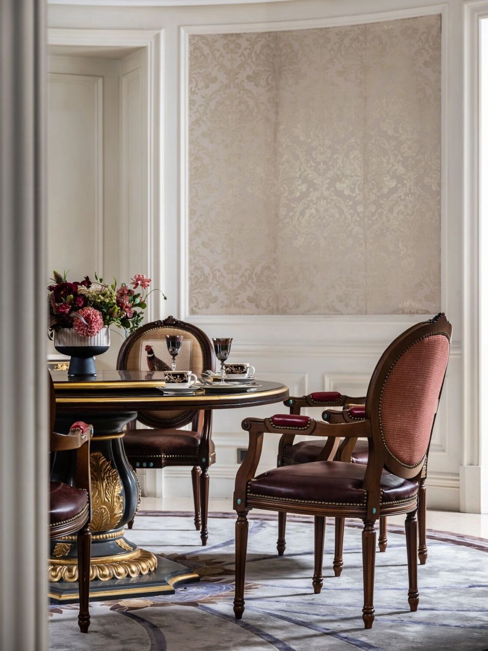 法式家具|精致优雅华丽的洛可可风格 法式洛可可家具,主要特征框架