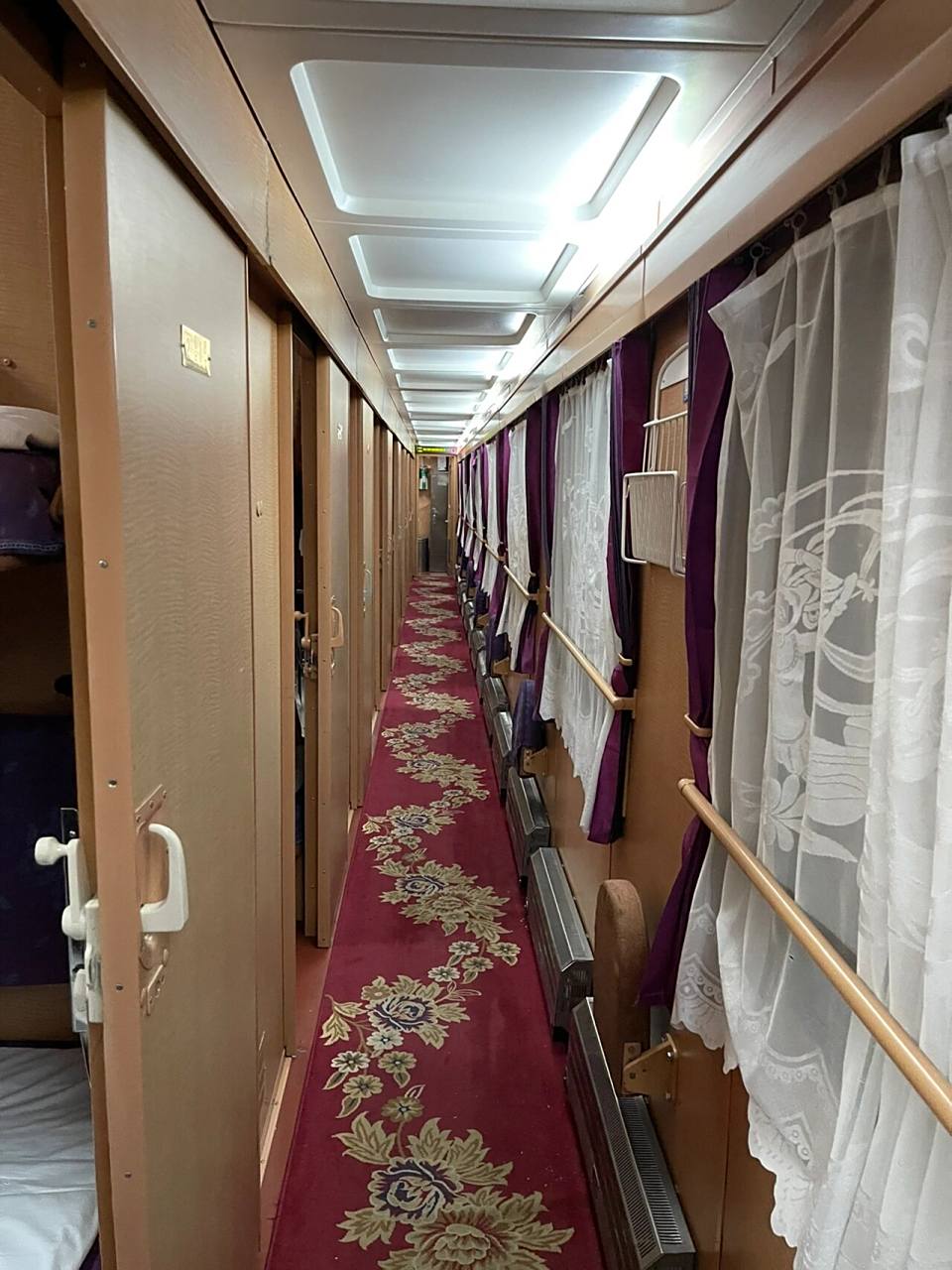 那些说火车软卧都长一个样的,来看看对比?