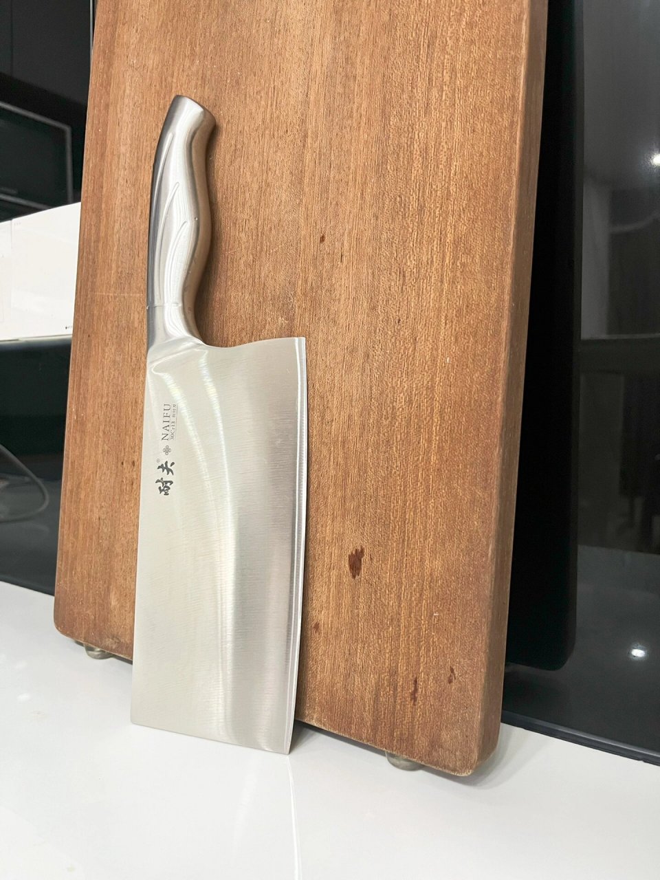 你们有没有发现一种情况,家里的菜刀老是容易卷刃!