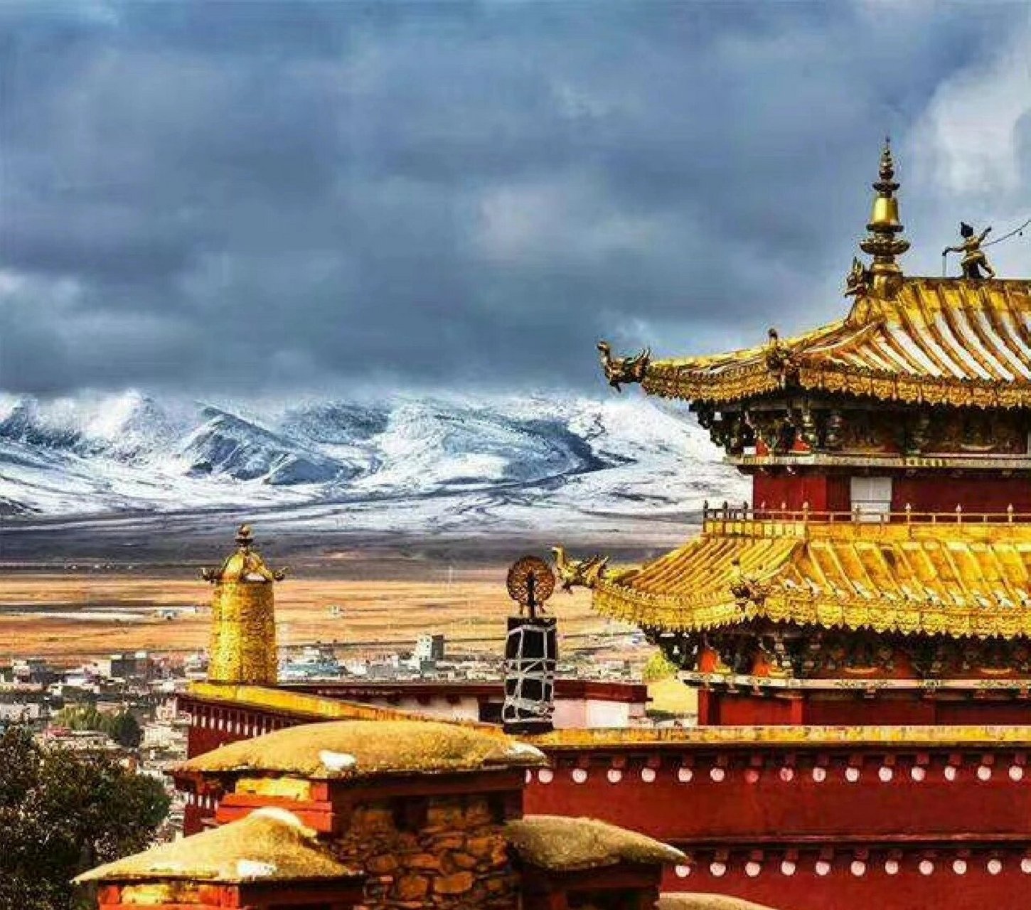 今天为大家分享理塘长青春科尔寺 四川理塘,世界海拔最高的县城,隐世