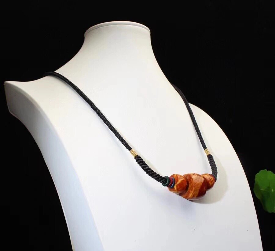 马蹄珠蜜蜡锁骨项链 结缘价:198006 极品老花蜡马蹄锁骨 蜡质浓郁