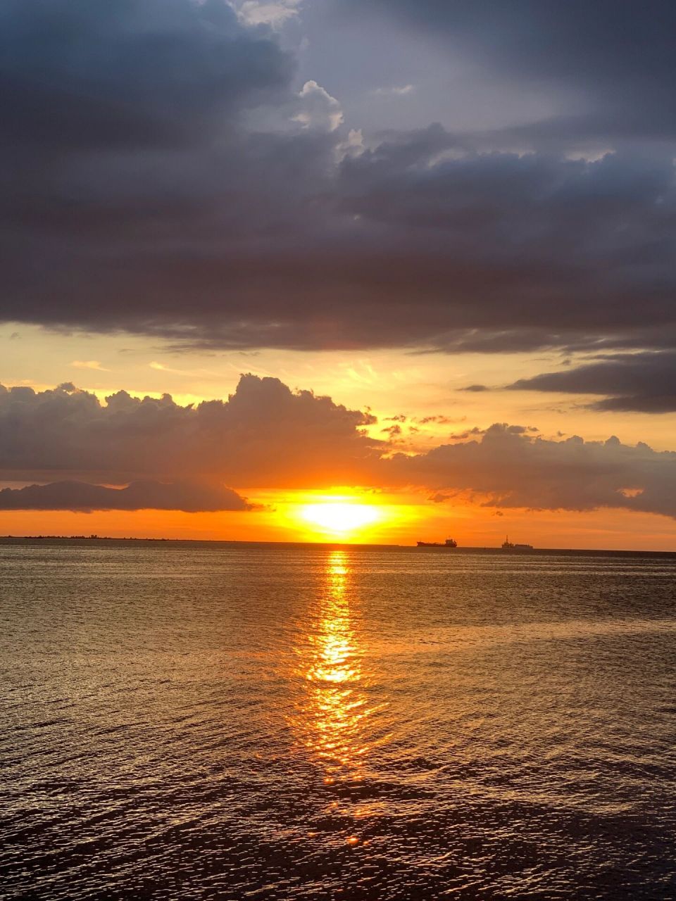 海南|海口·云洞图书馆 每天都能看到绝美日落的城市交出你们的日落图