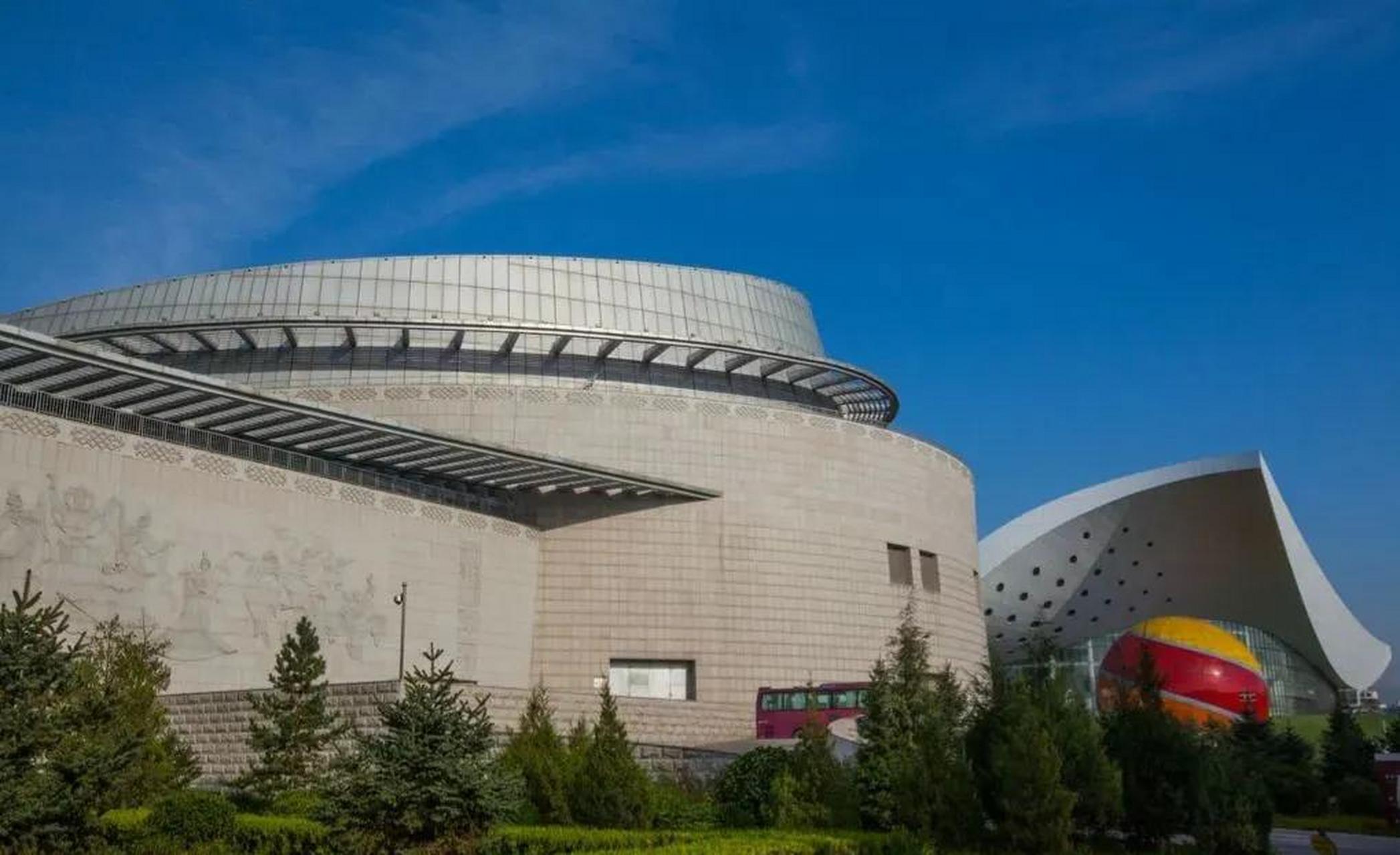 遇见山海 一见青城,再见倾心 内蒙古博物院位于内蒙古自治区呼和浩特