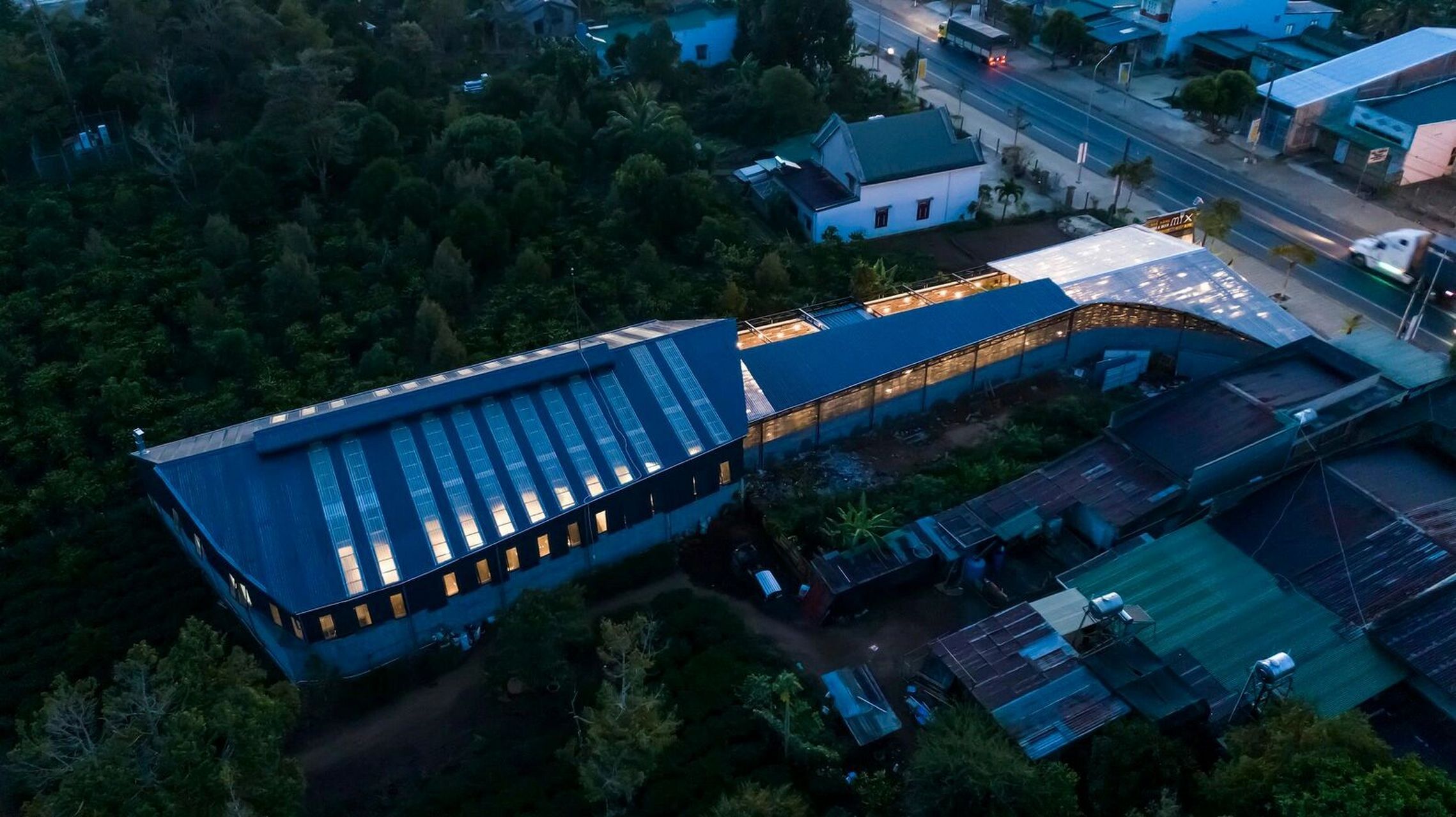 96与众不同才能带来源源不断的流量 混合餐吧是位于越南林同省的新