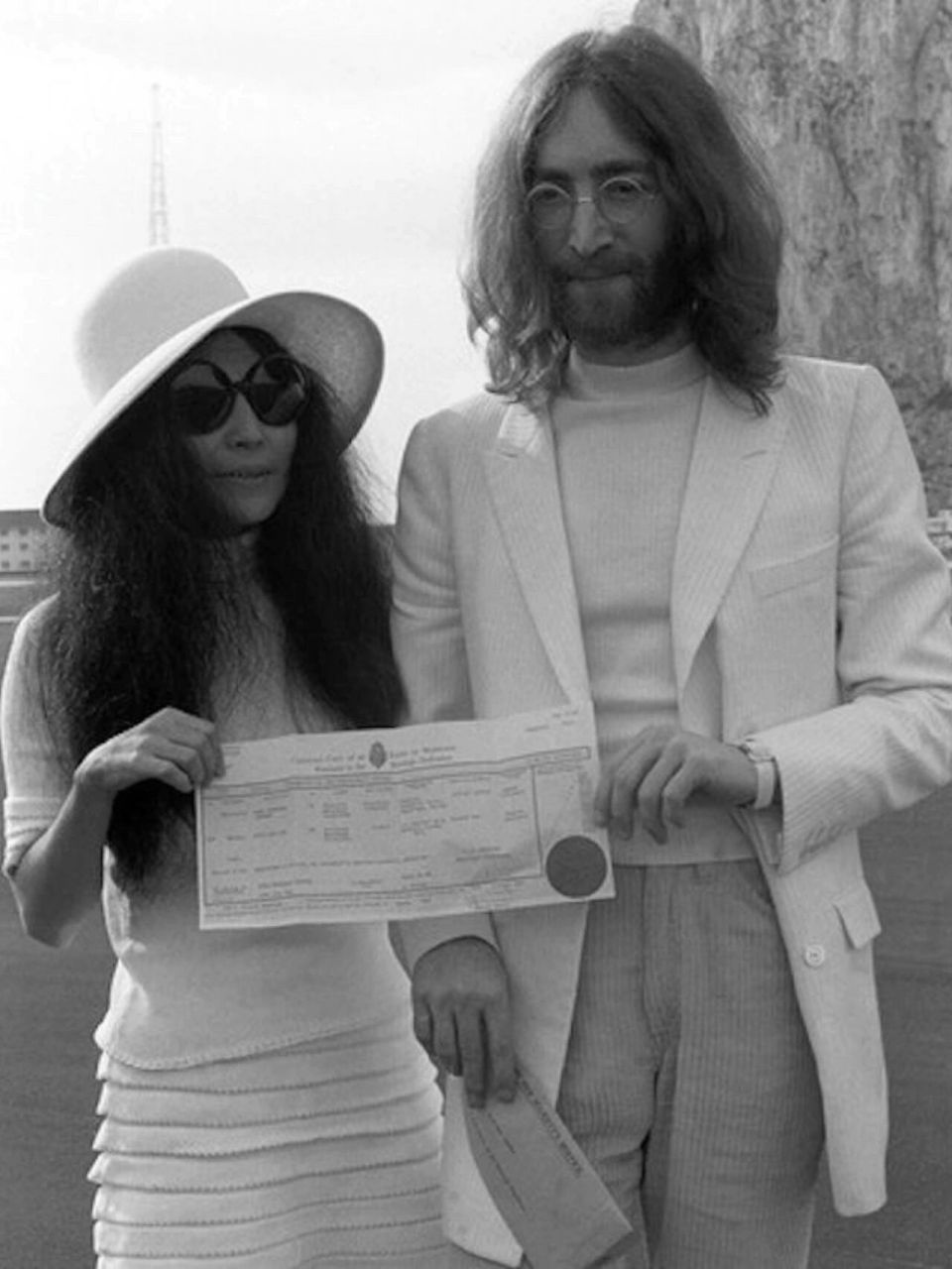 复古婚礼|约翰·列侬和小野洋子的婚礼 图1-图3 : 1969年3月20日,约翰