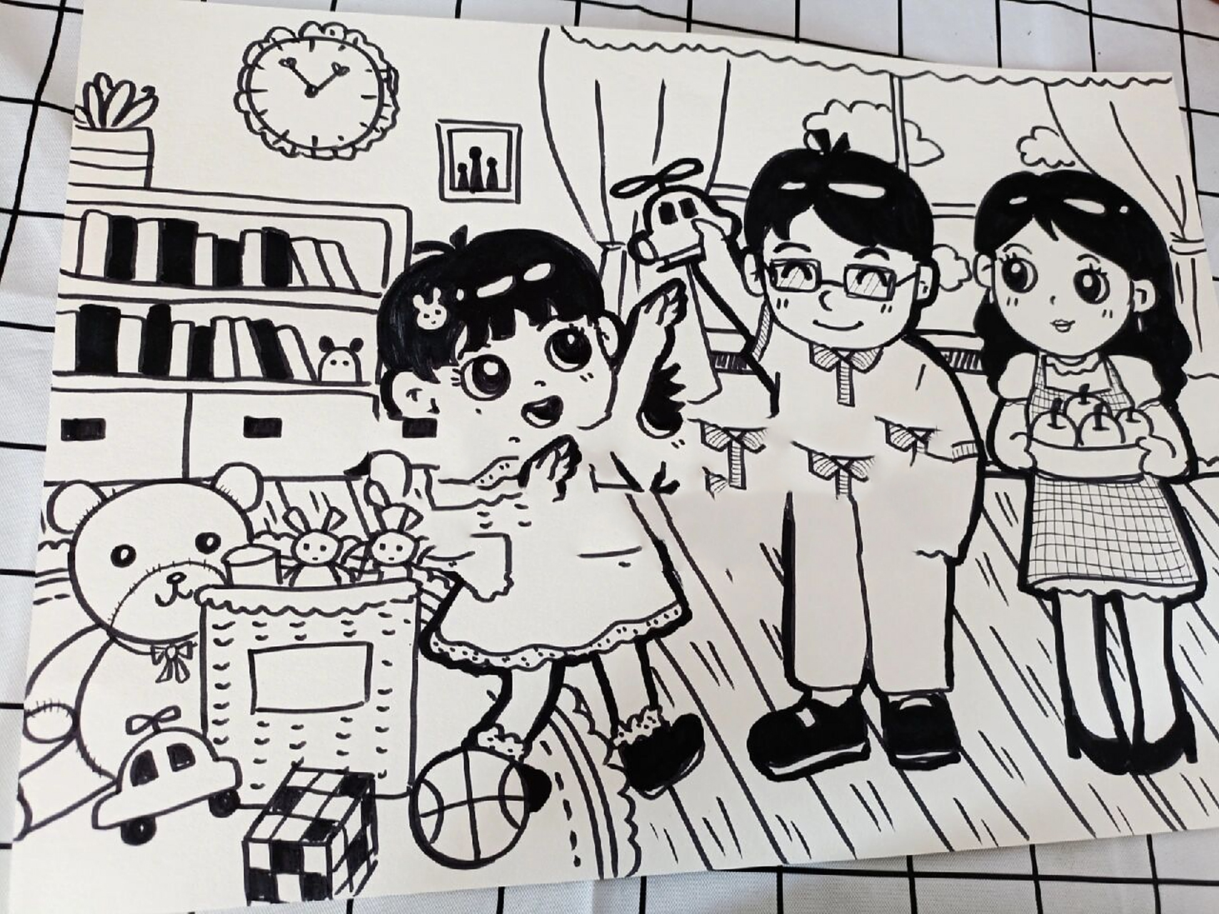 幼儿考编主题画《我爱我家》《幸福生活》 96这幅画适合主题有