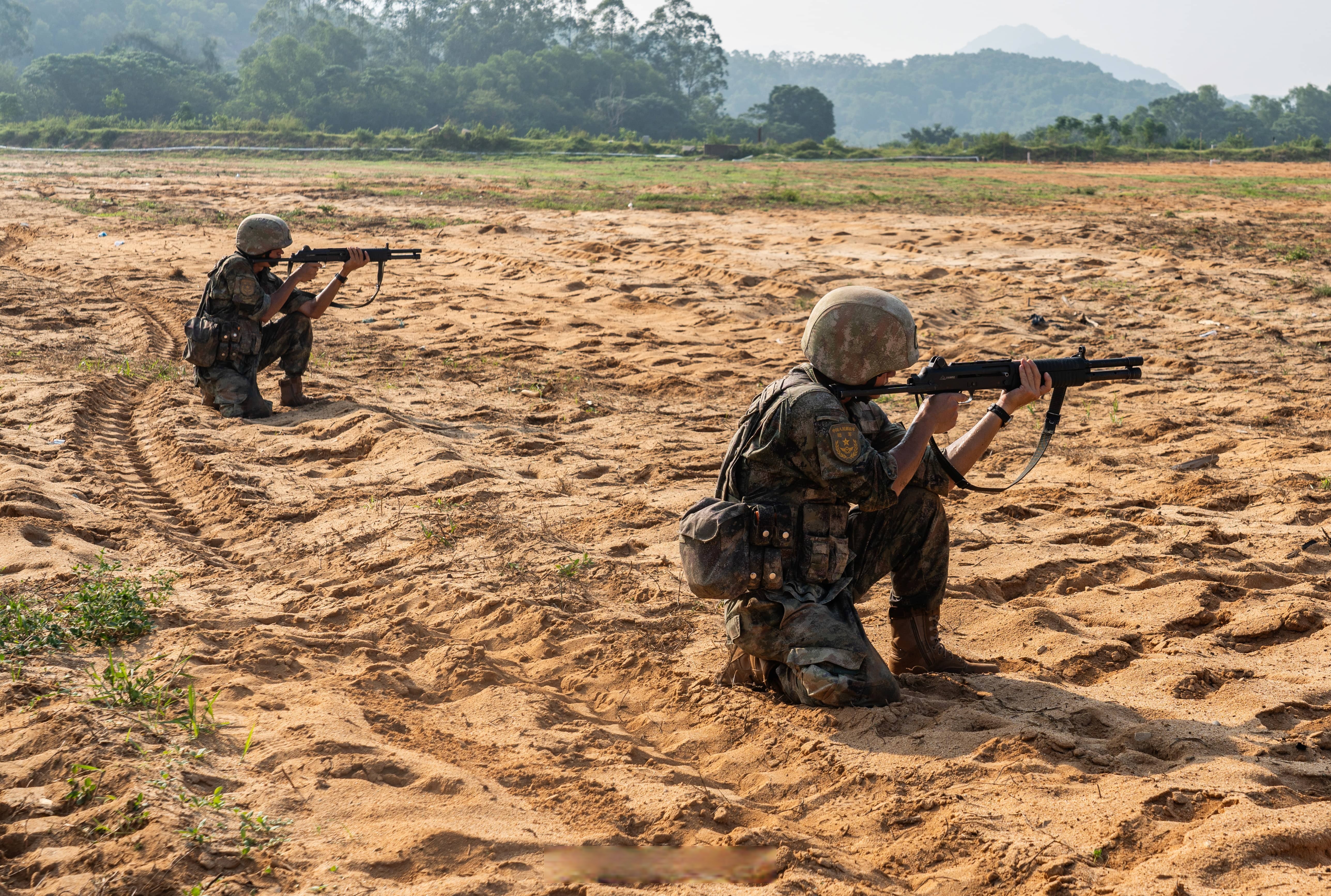 军号小夜灯#连排战术,实弹射击,冲锋舟防汛应急