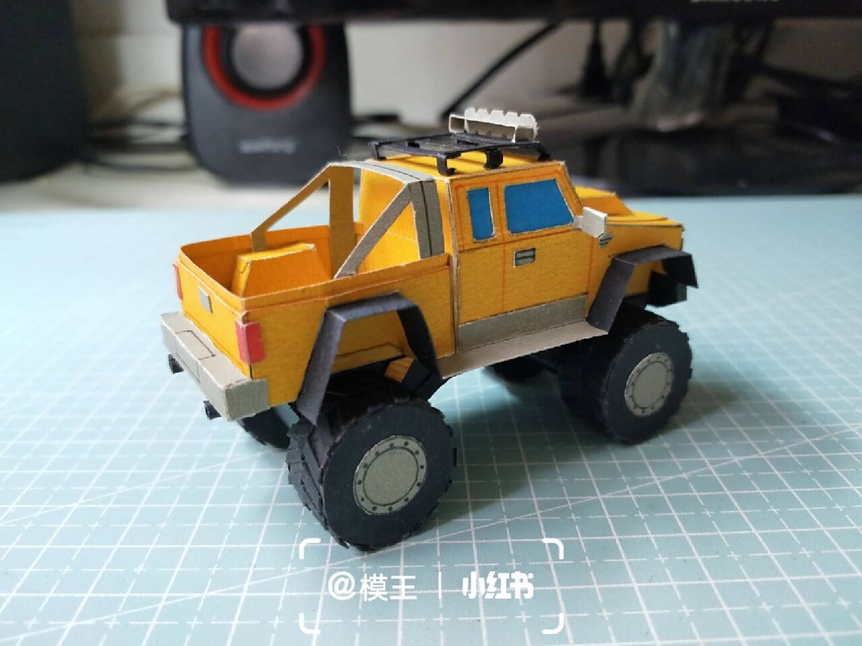 【纸模手工】卡纸汽车教程合集 之前做的一些纸模小车来一个教程合集