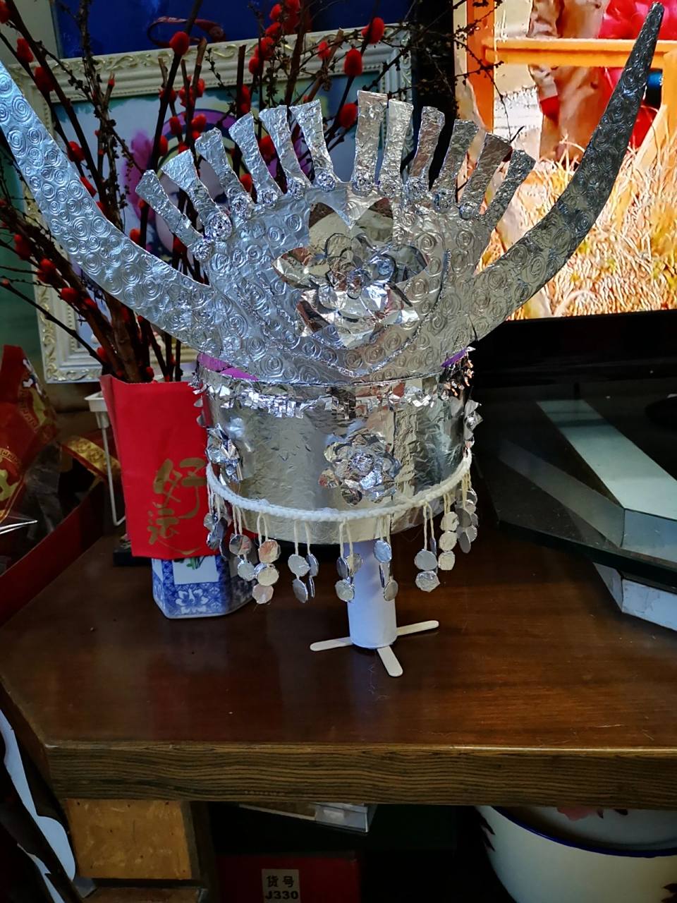 锡纸手工之苗族头饰 锡纸手工之苗族头饰