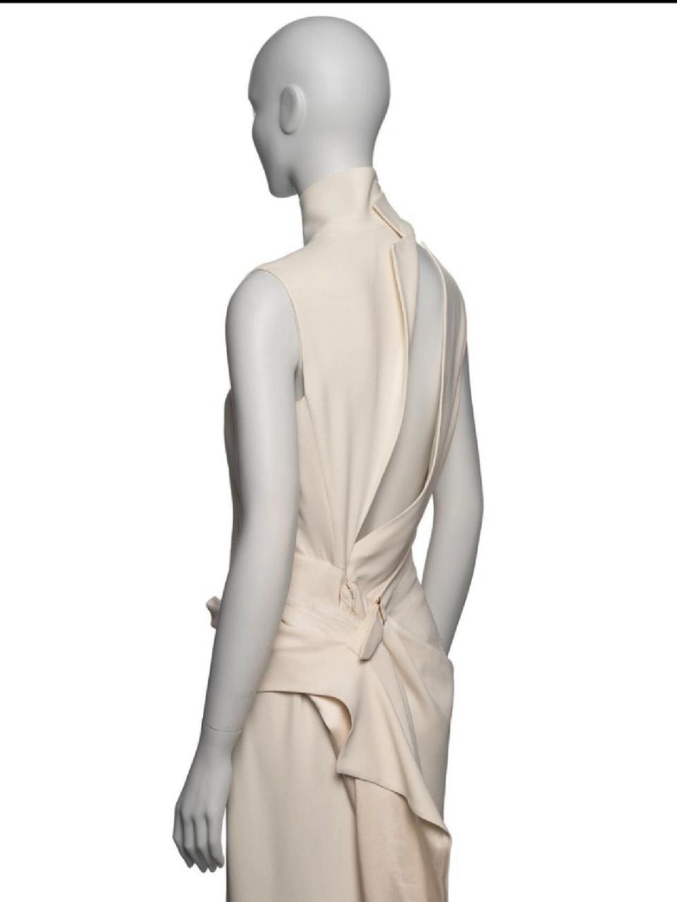 by:约翰·加利亚诺的克里斯蒂安61迪奥,2000春夏 #人物建模# #服装