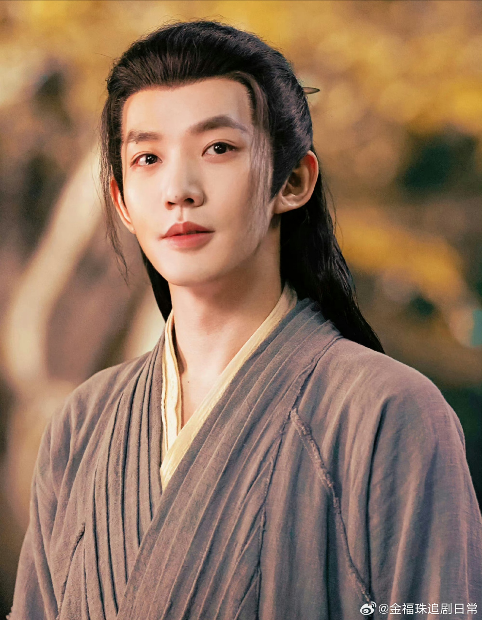 邓为#邓为是不是真的很好欺负,扮演涂山篌大哥的演员采访说,和邓为对