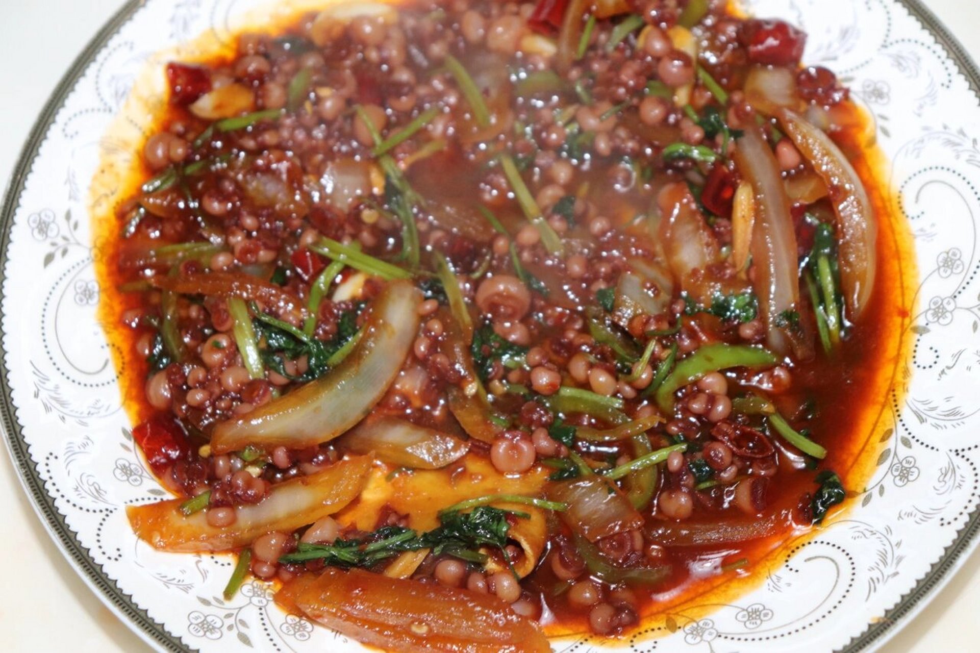 延边美食 95辣炒海灵菇(风靡米酒屋) 海灵菇其实就是八爪鱼的吸盘