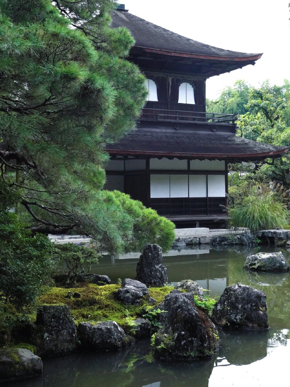 kyoto银阁寺(慈照寺) 现代几何造型的枯山水(只用白砂) -向月台,与