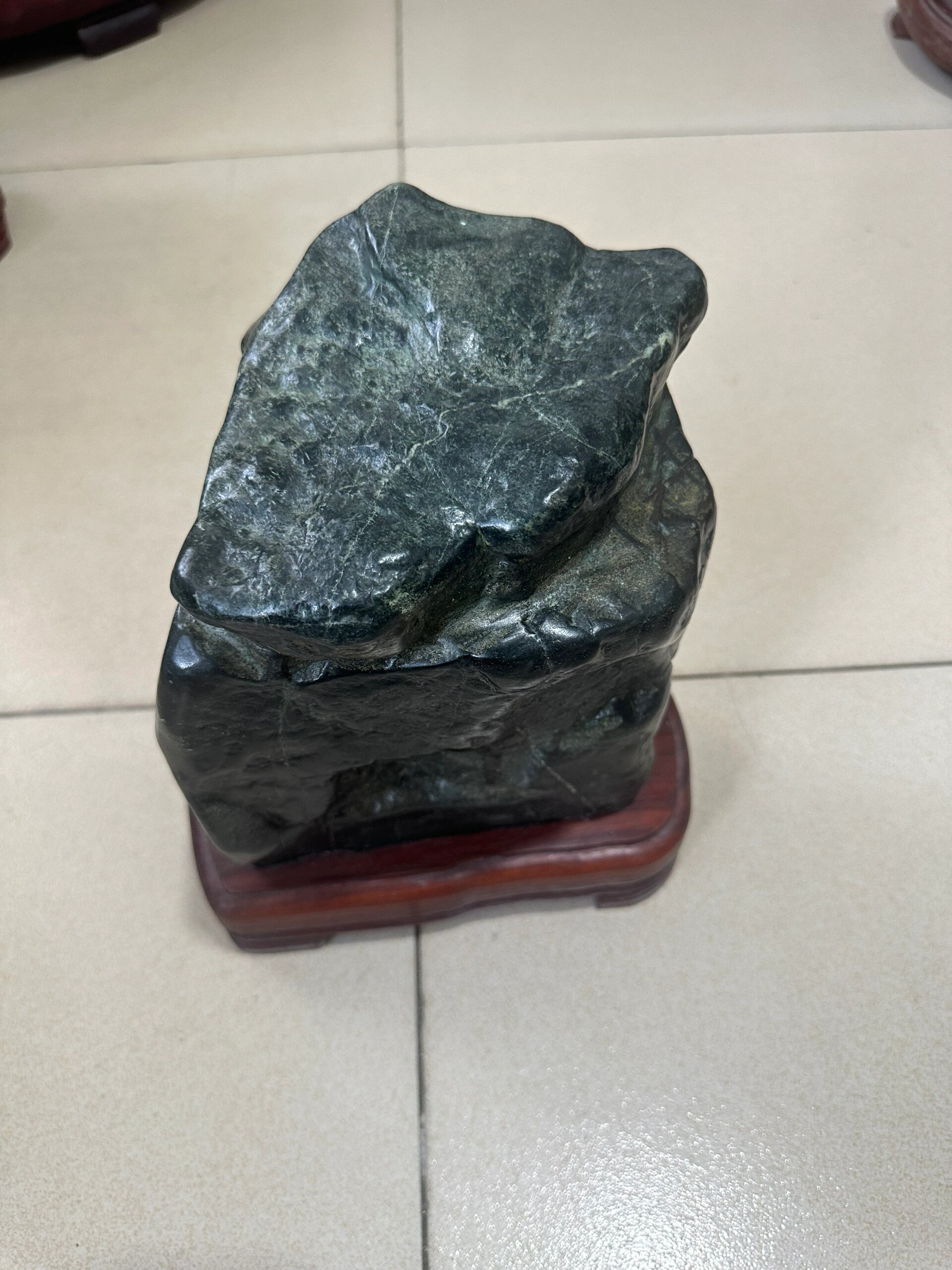 崂山绿石 崂山特产之一 我们家做了30多年的绿石, 没有豪华文案 直奔