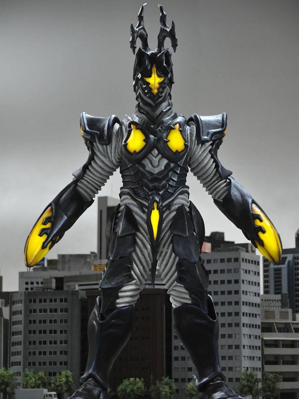 宇宙恐龙海帕杰顿(高清图片)     首次登场《奥特曼传奇》