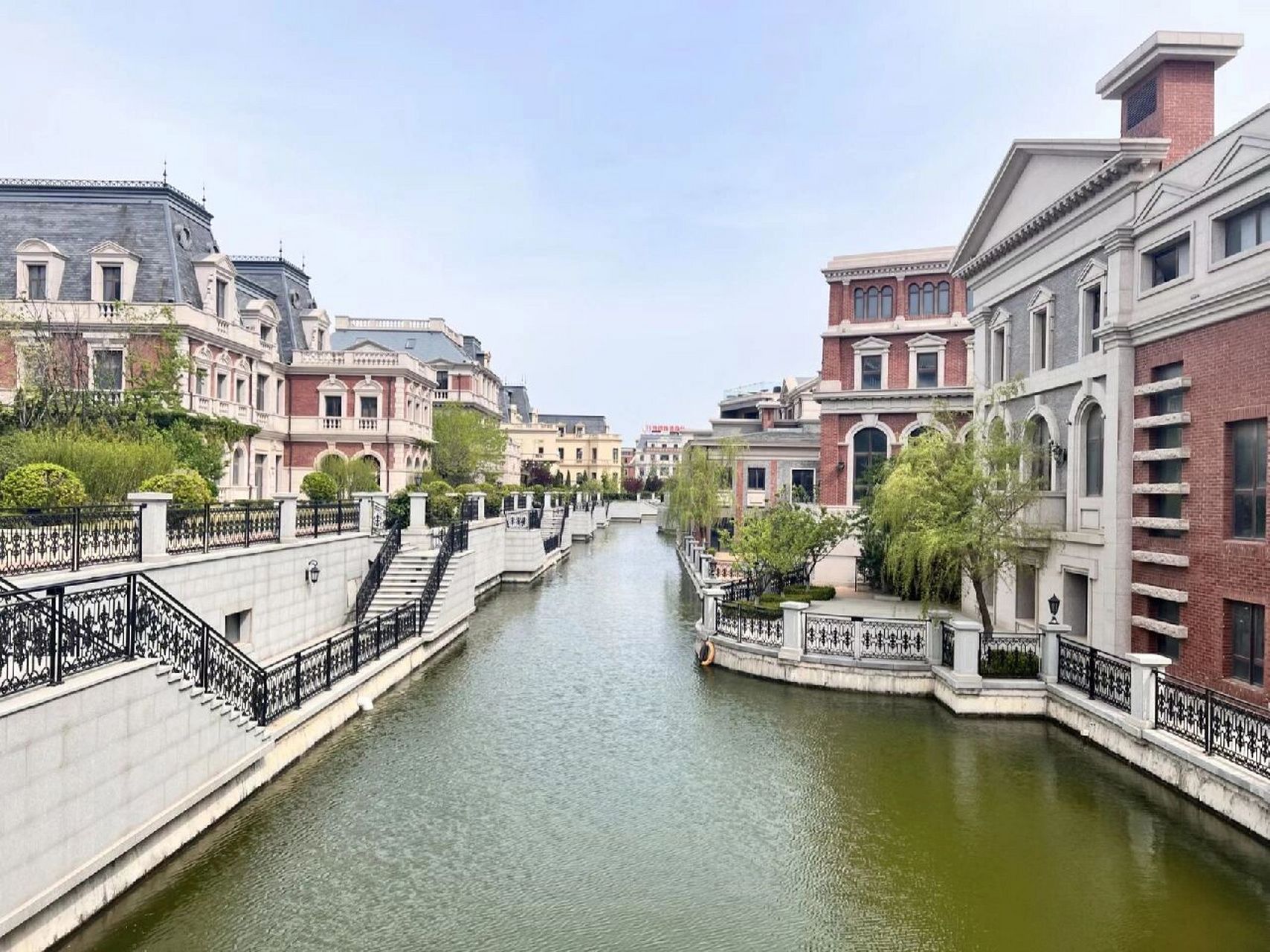 来东港玩最应该去的威尼斯水城 96东方威尼斯水城02位于大连02