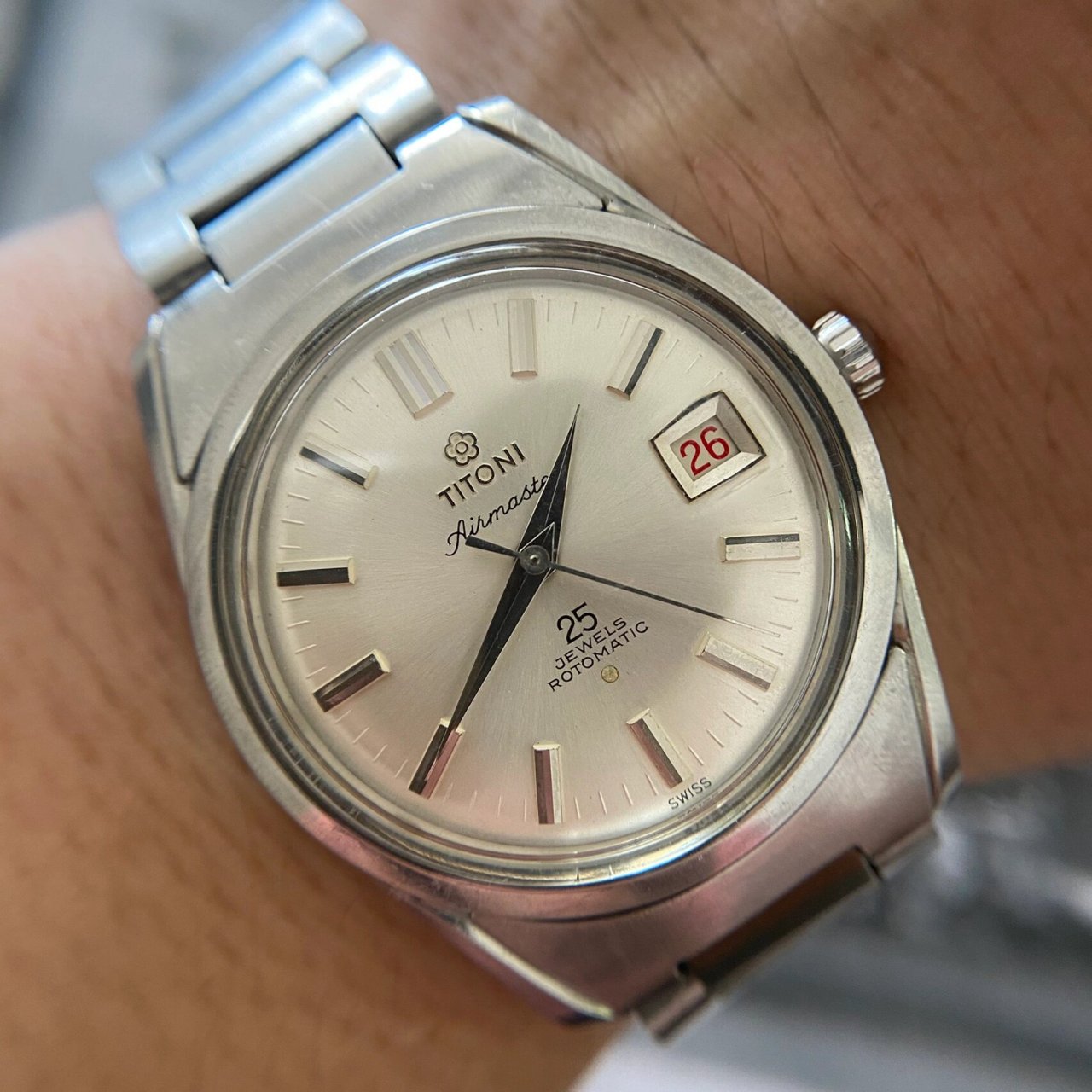 一枚来自70年代的梅花307-345完美品原装盒.