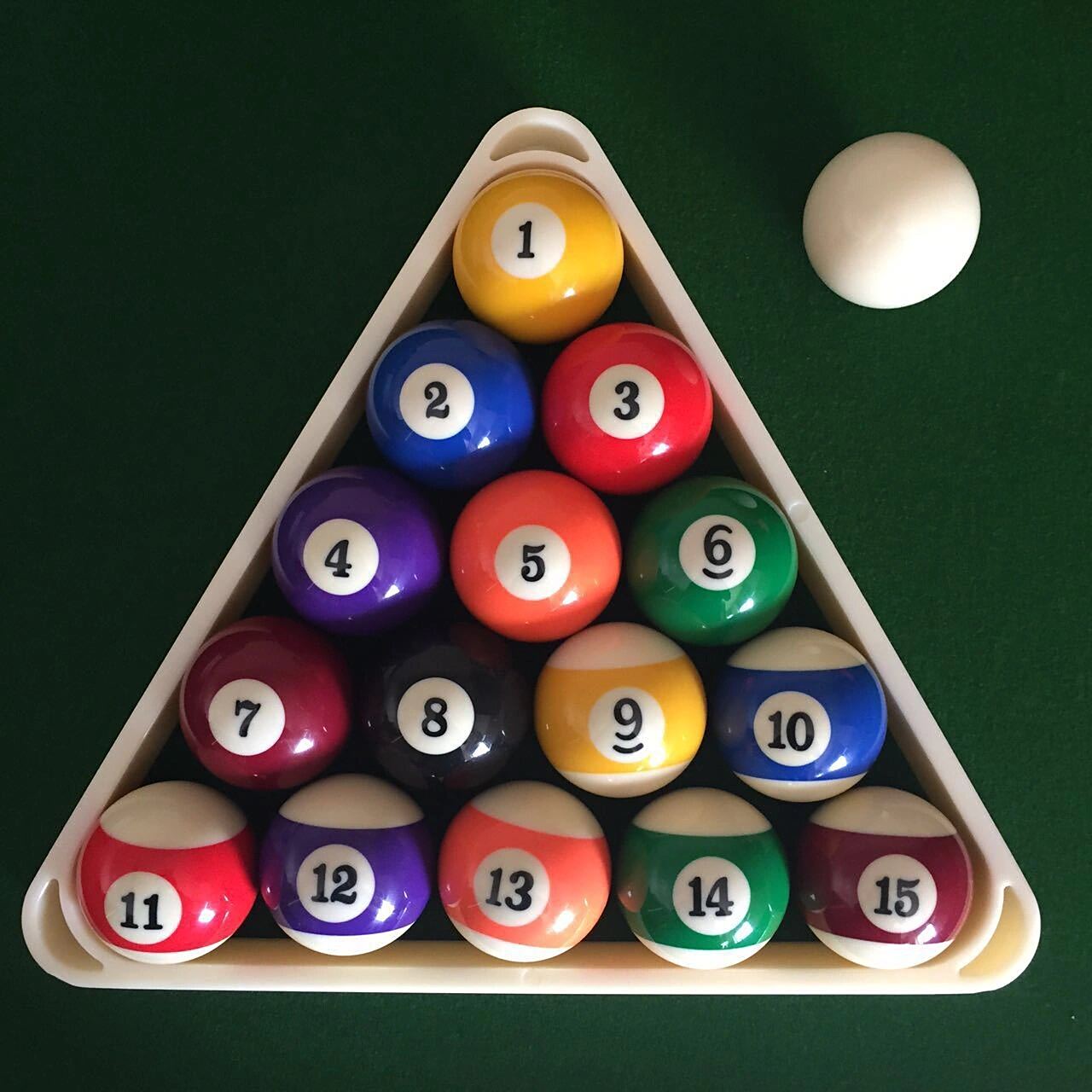 问:台球球子颜色与序号的问题 109黄 210蓝 311红 412紫(电视版粉)