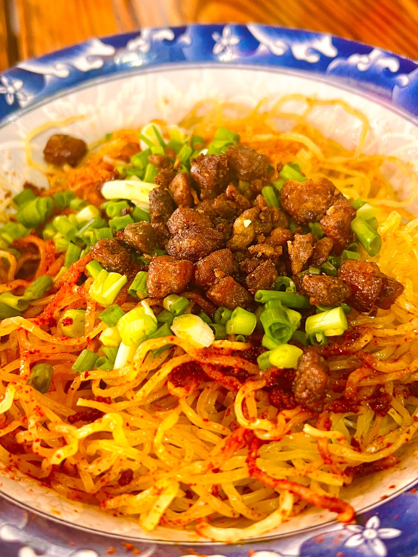 来毕节必吃美食‼️ 来毕节怎么能不吃康家脆哨呢!