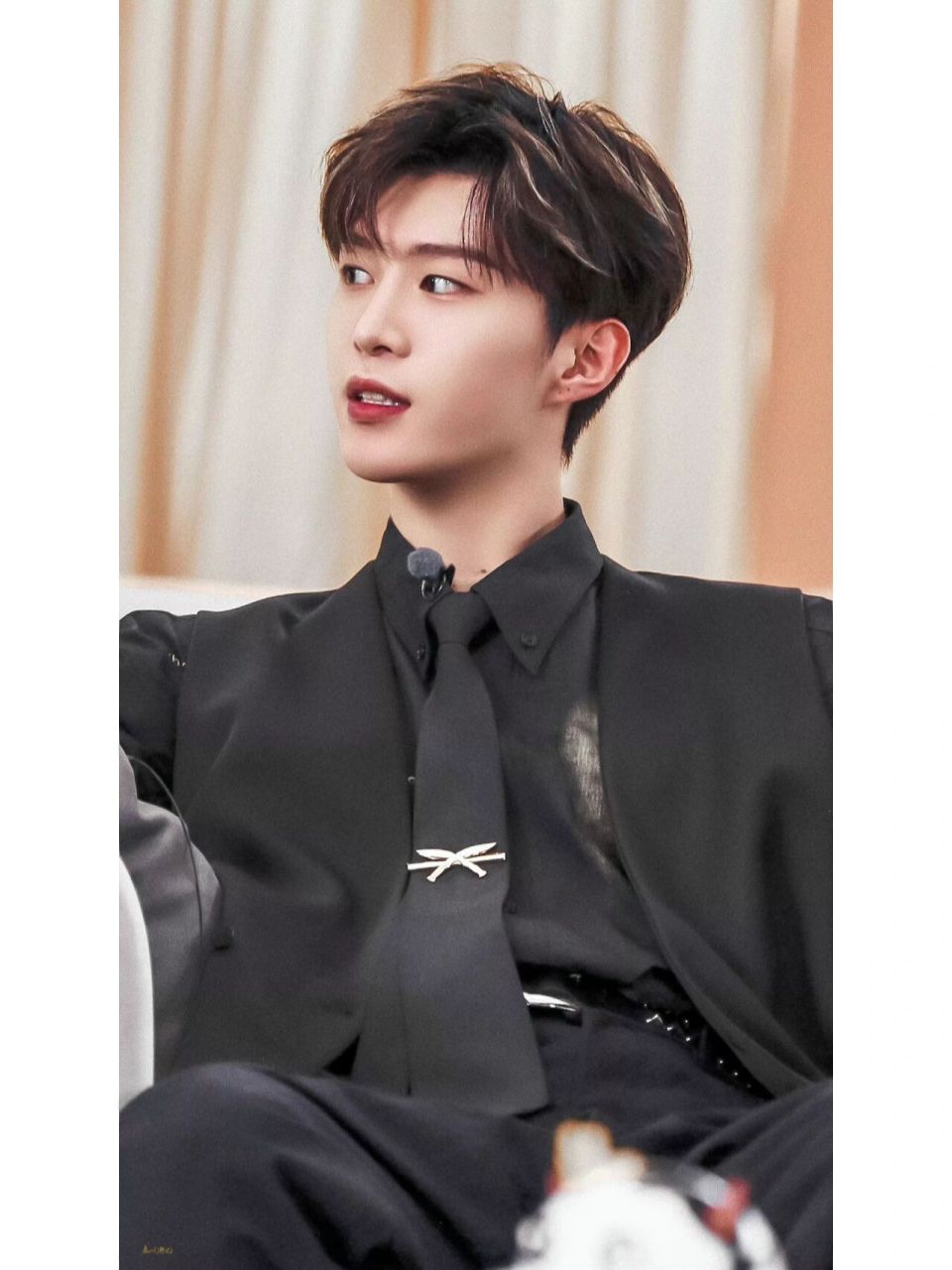 范丞丞壁纸  范丞丞壁纸合集466266 好贵好喜欢