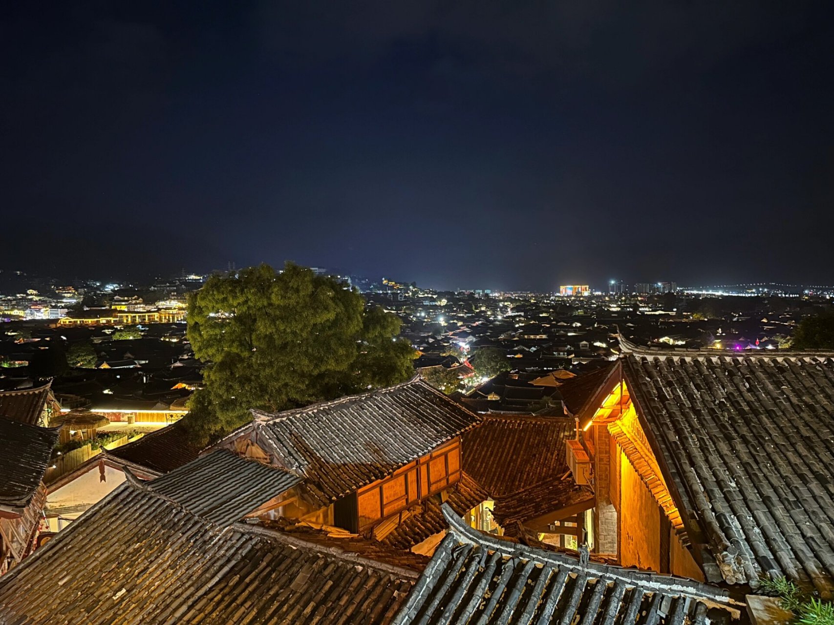 丽江·去哪儿玩|丽江古城 狮子山观景台 91丽江古城,"古"的是建筑和