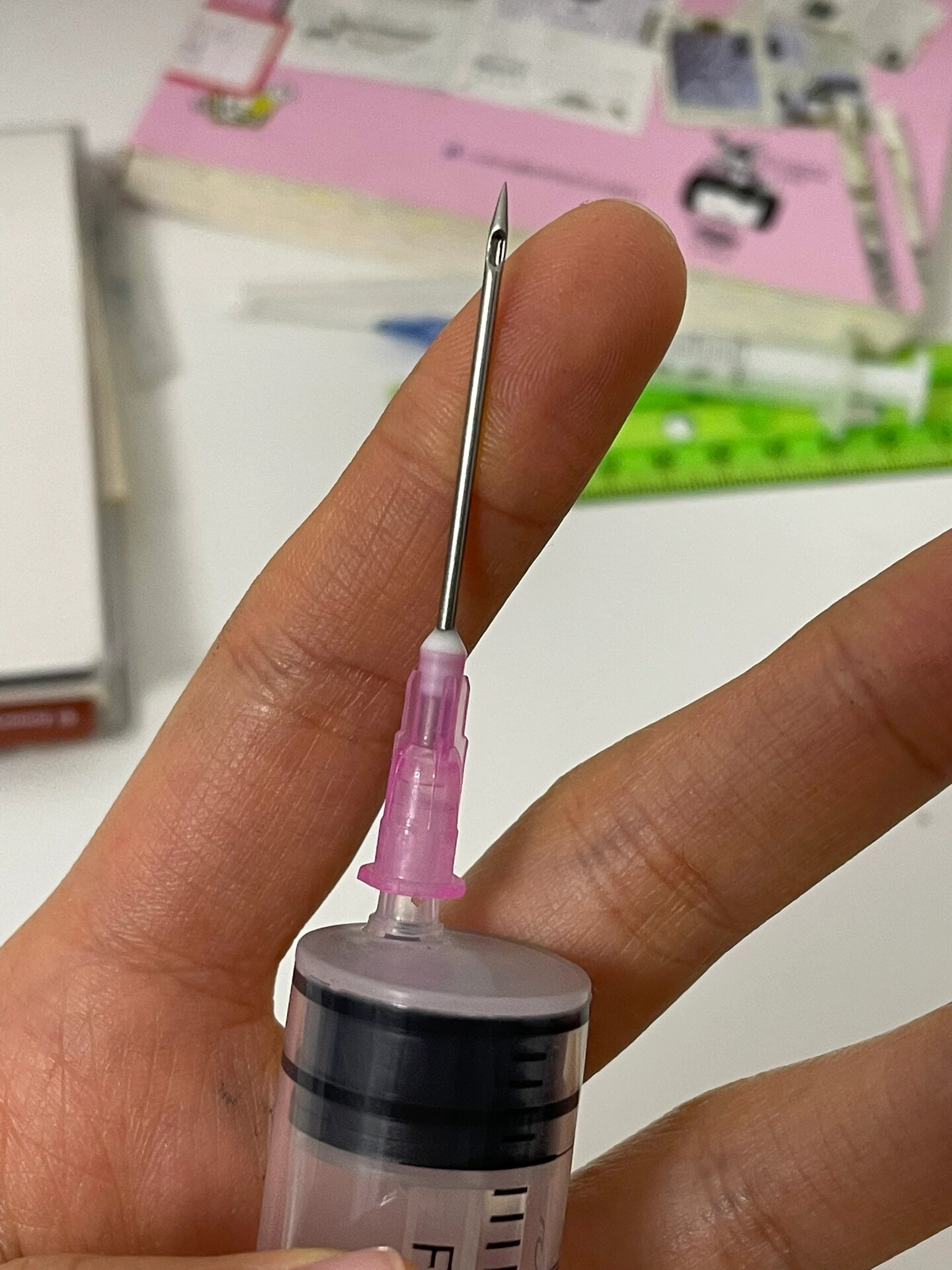 20ml的注射器有多粗?和打疫苗的针对比下