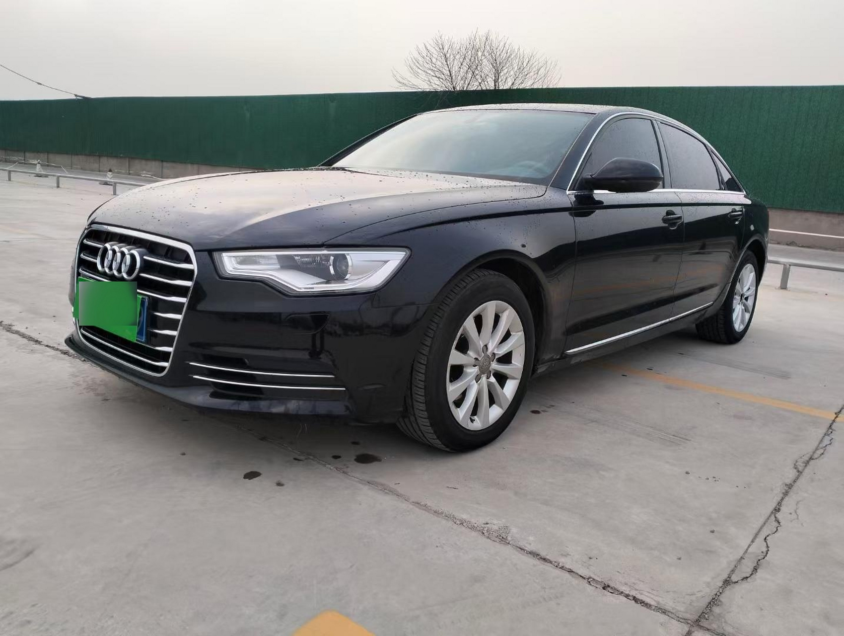 2015款奥迪a6l25v6参数图片