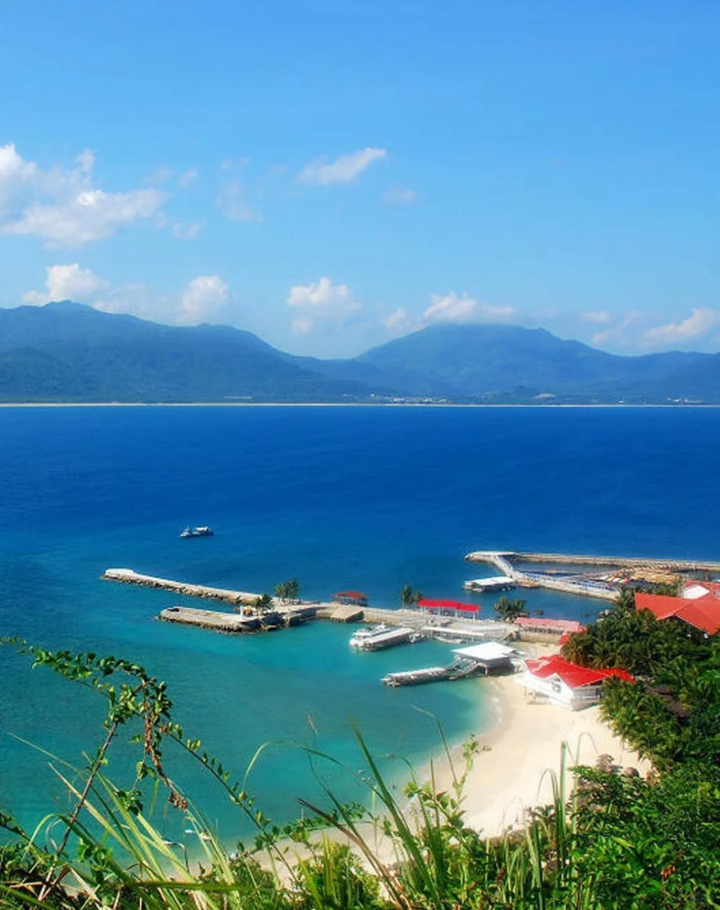 海南万泉河旅游景点 万泉河全长162公里,她不是海南最长的河流但是被