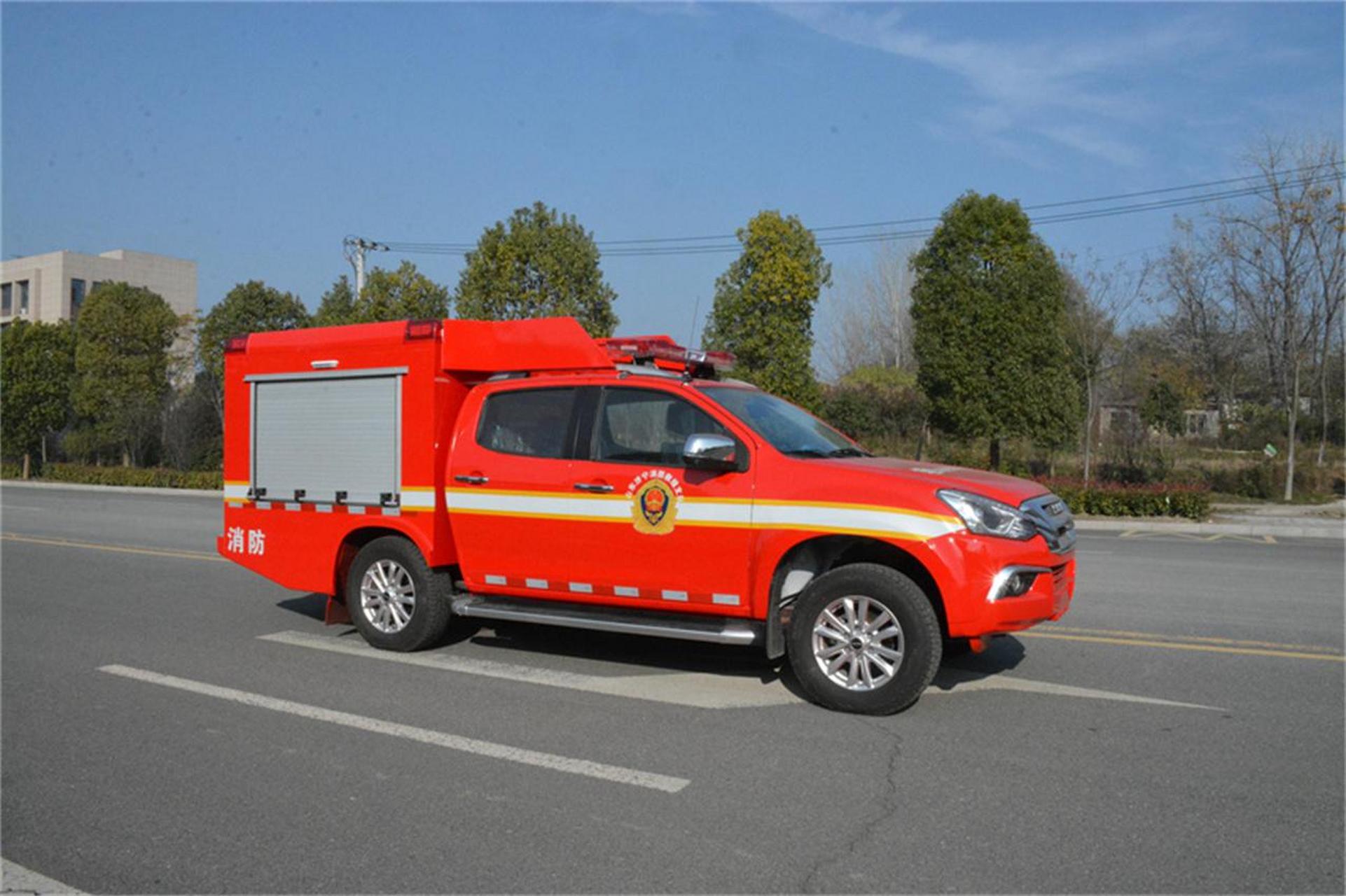 依维柯考斯特通信指挥车,四驱通信指挥车指挥方舱 四驱通信指挥车