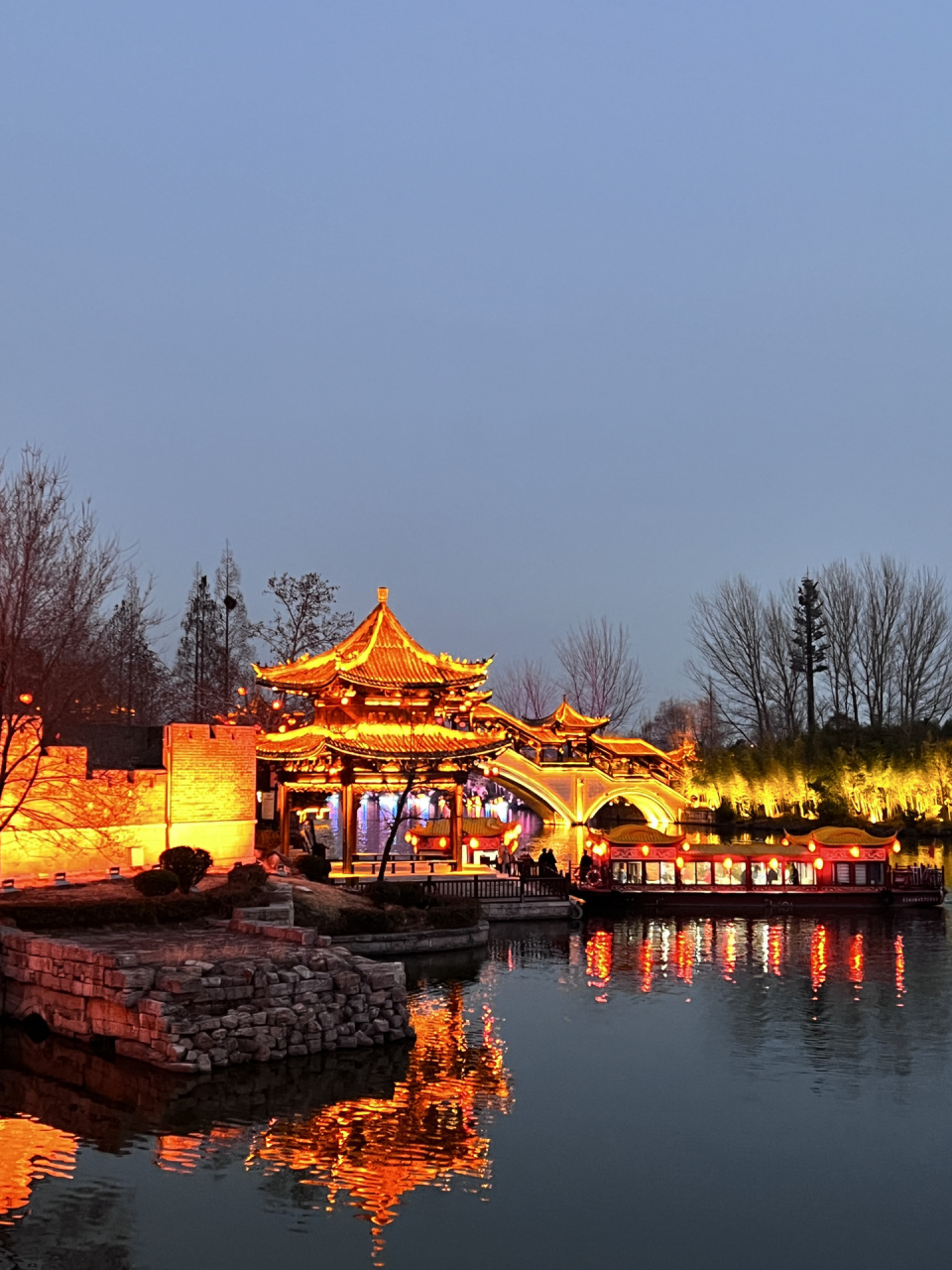 99台儿庄古城攻略,4月前免门票(附住宿推荐) 97春天到了 ,大家