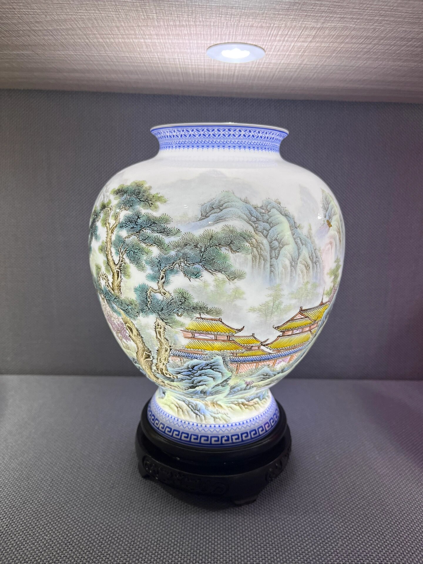 国瓷红叶中国景德镇瓷厂出品