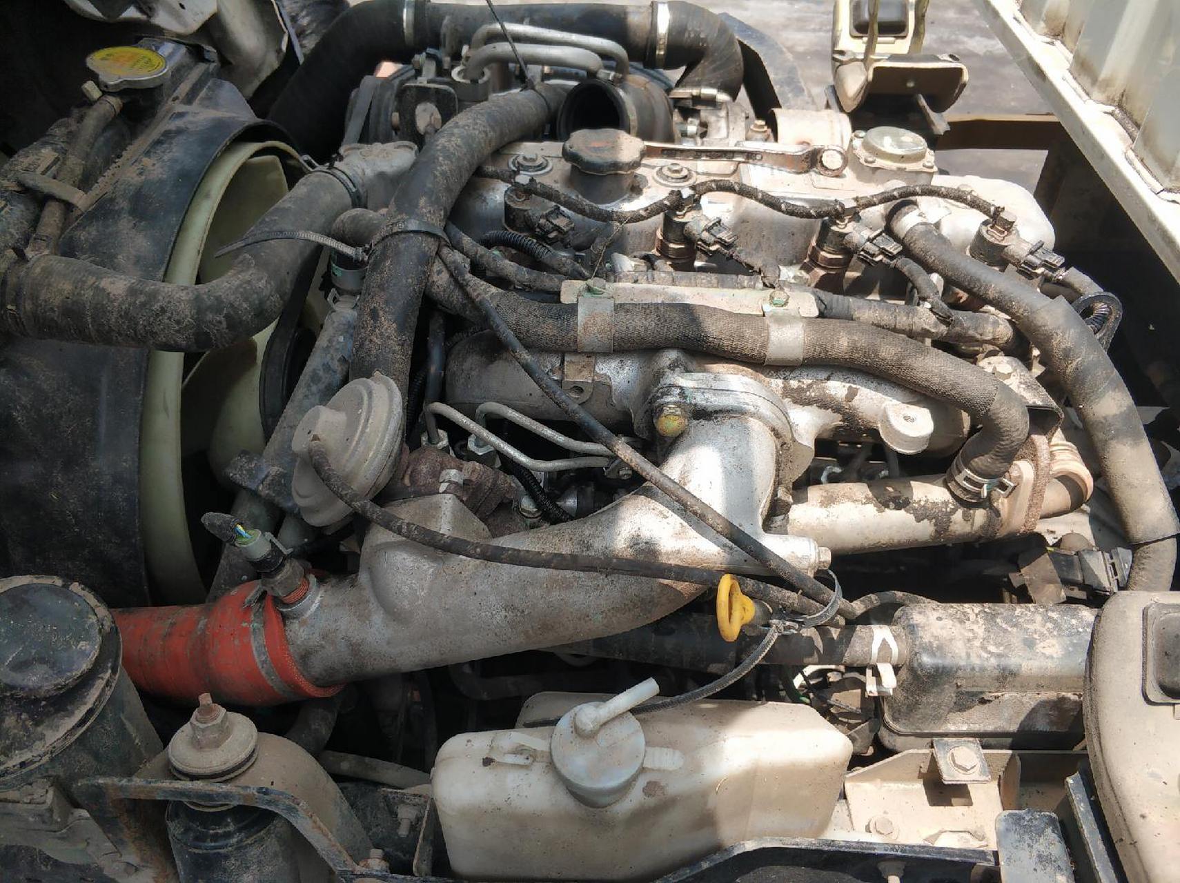 8t中冷增压发动机,方向助力,空调冻西瓜,整车原版原漆,货厢平整,整车