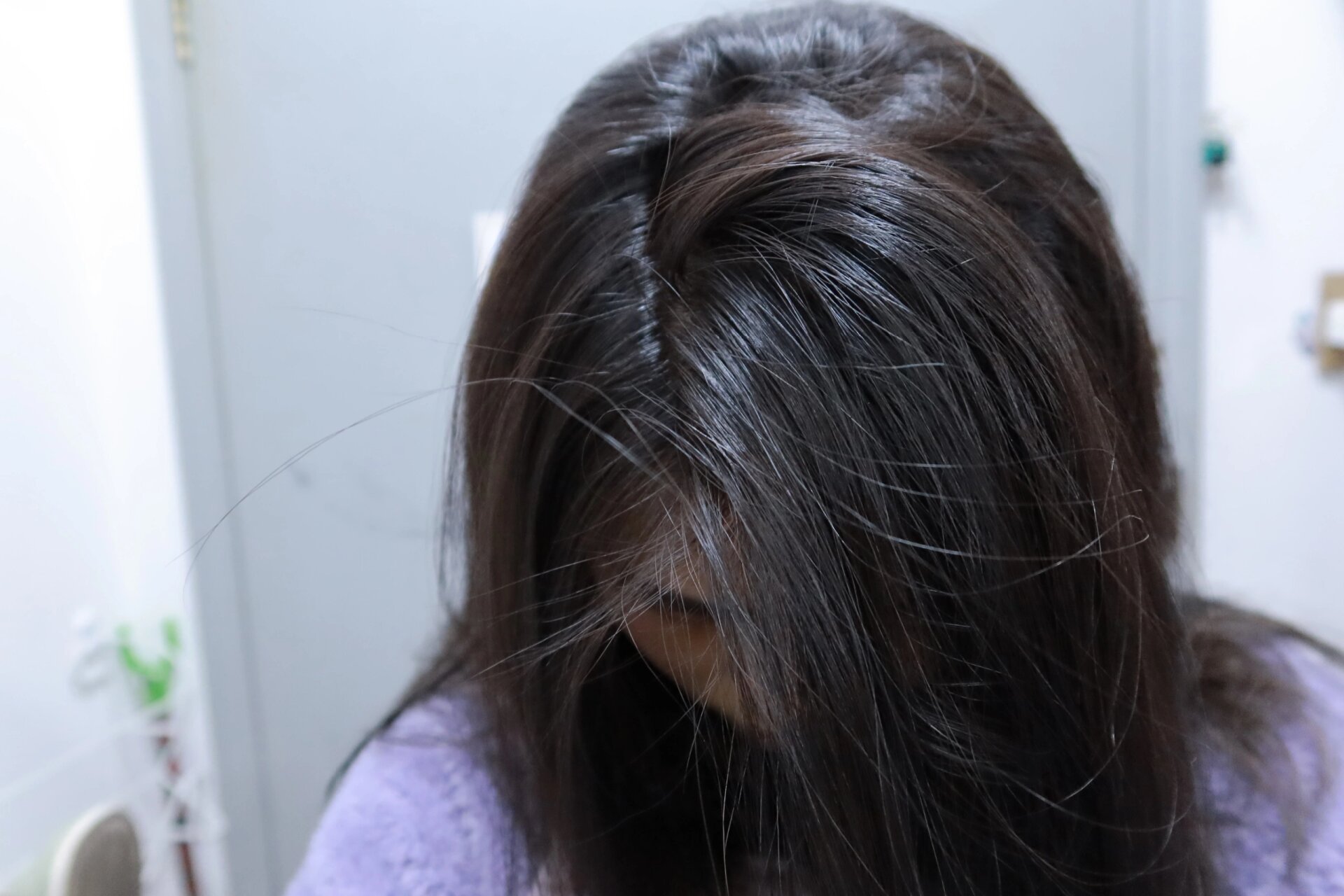 施华蔻羊绒脂深棕 又染头发啦,因为后面想要做汉服造型,需要有假发