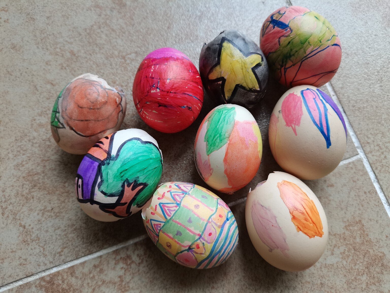 鸡蛋壳手工做个鸡窝早教手工绘画