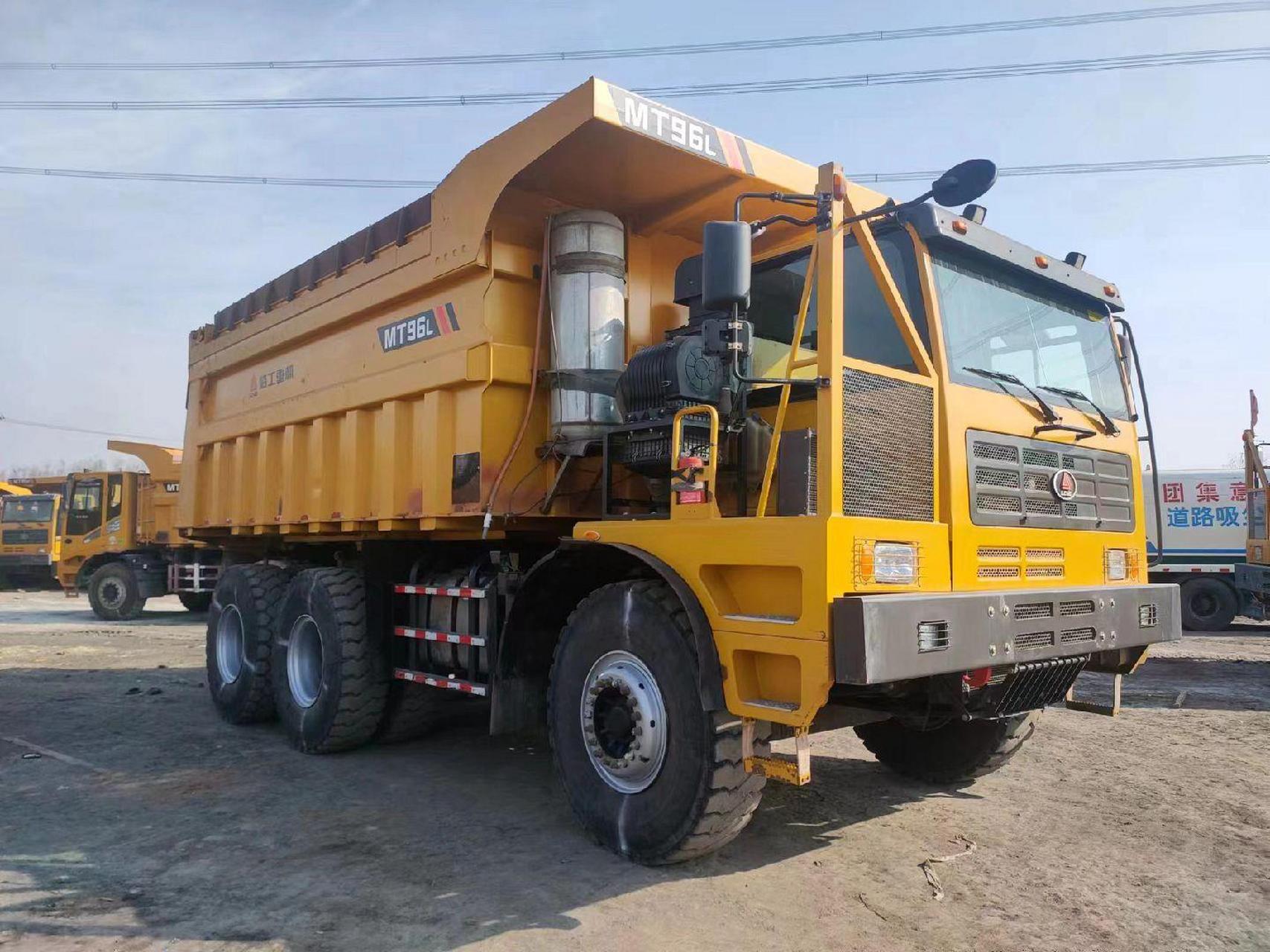 临工96l矿用宽体车.