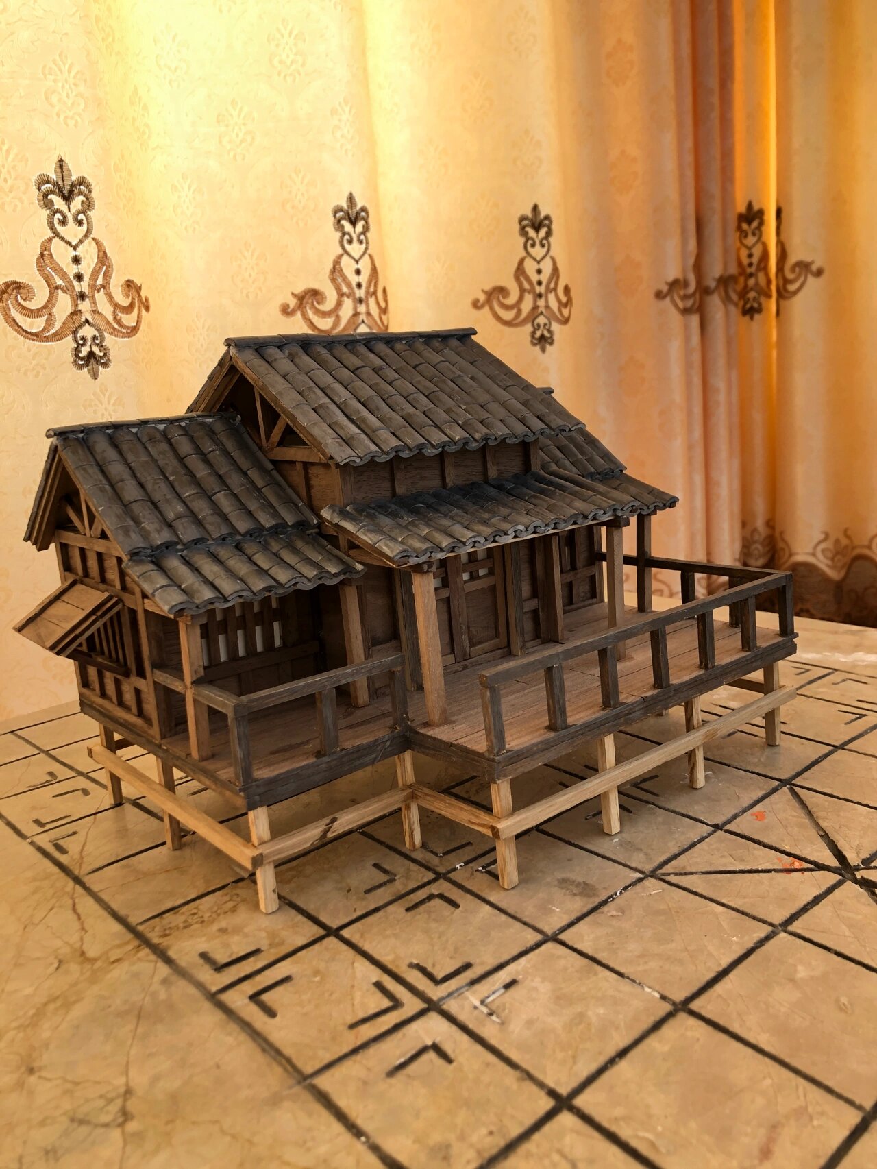 做旧之后的瓦片古风小木屋模型