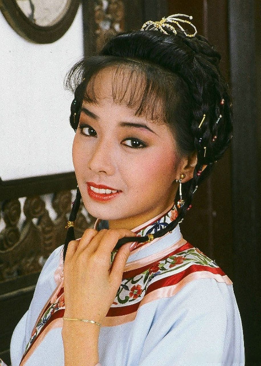 老照片:1984年tvb电视剧《鹿鼎记》毛舜筠饰演沐剑屏