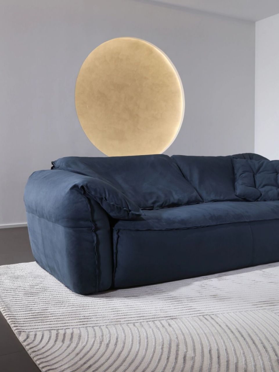 98工作了一天回到家还不想再舒舒服服的躺一躺坐