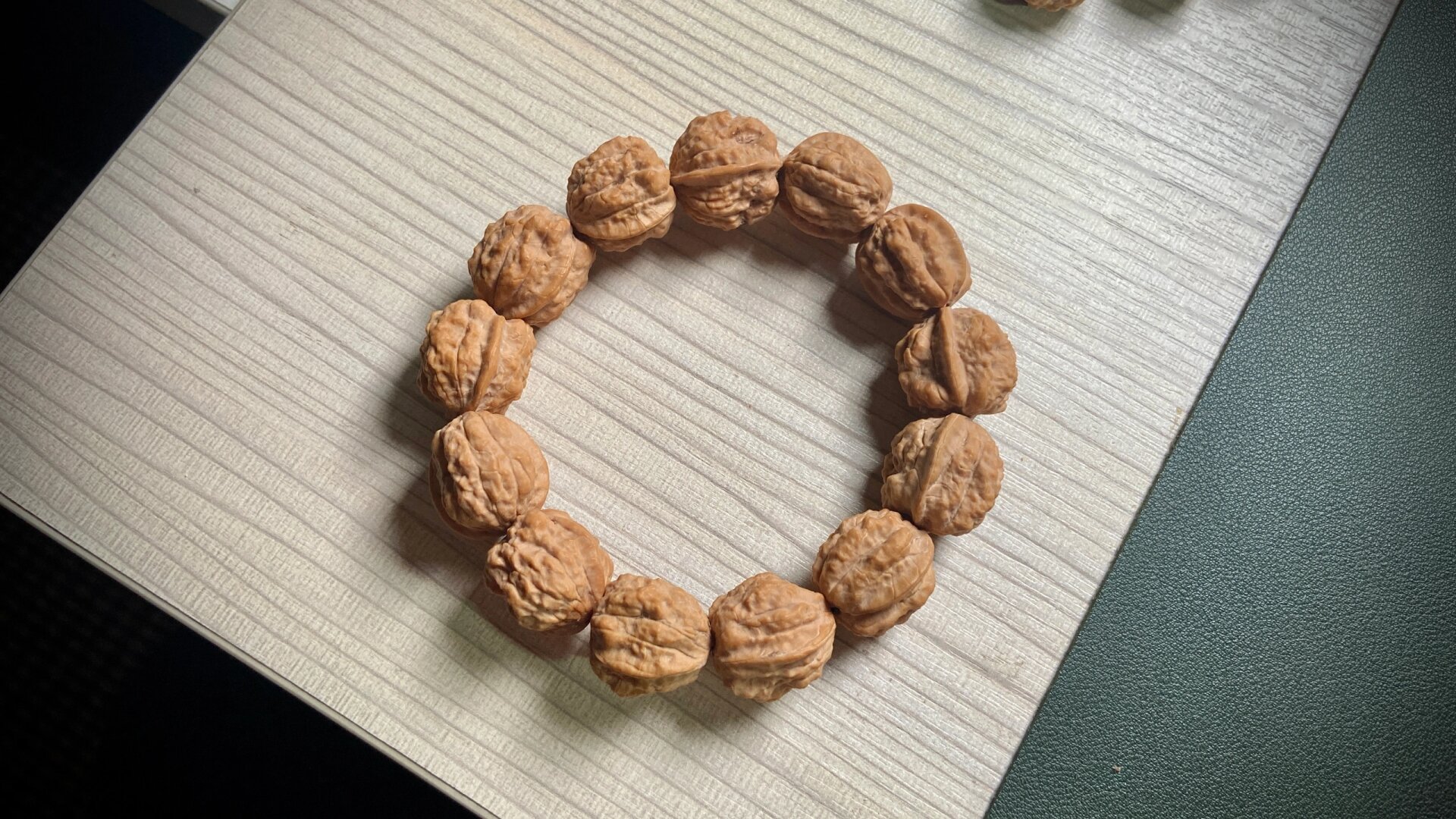 头货一代嵩山小金蟾蛤蟆头核桃手串